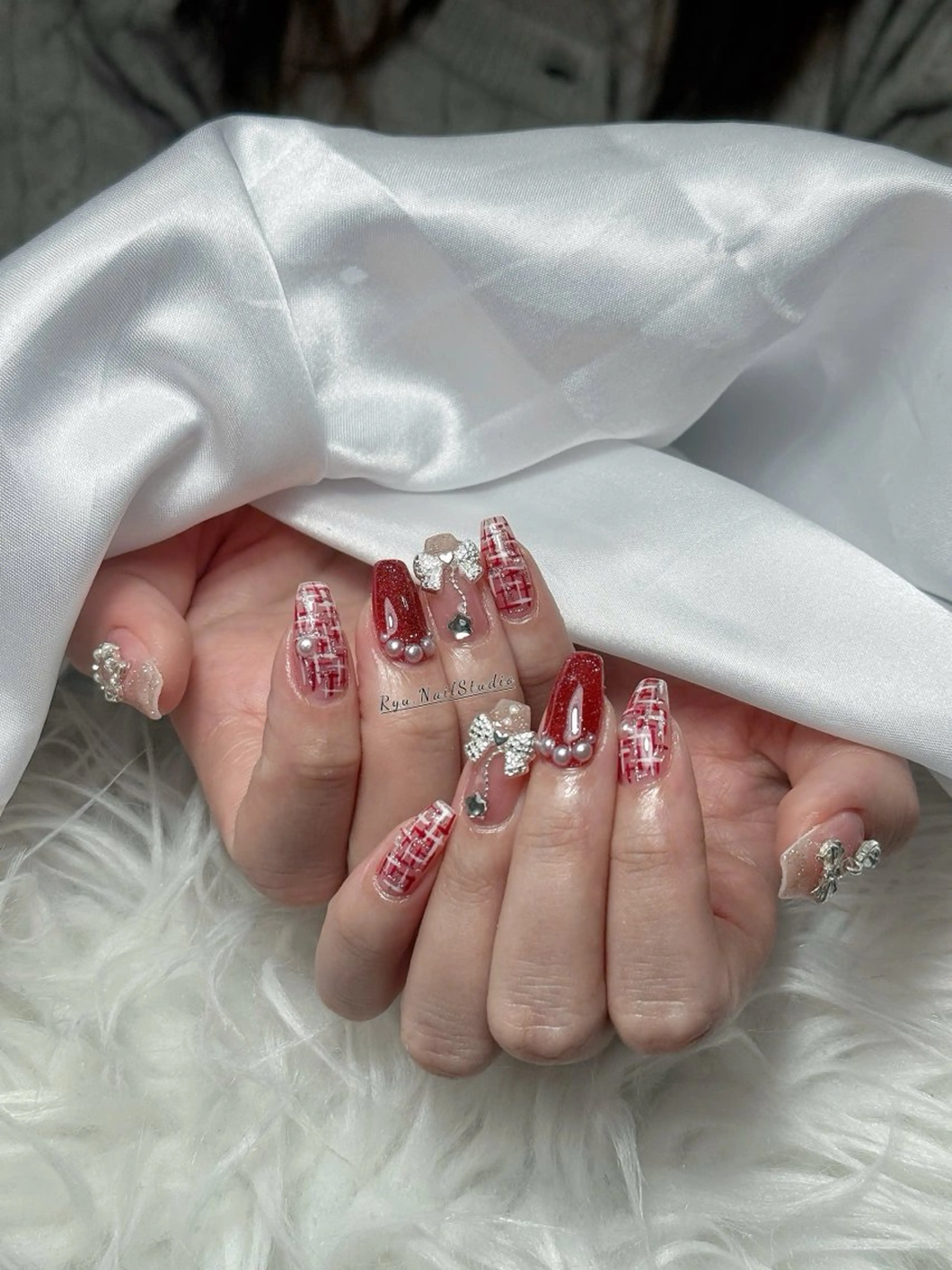 ネイル アートネイル ジェルネイル マグネットネイル ニュアンスネイル シンプルネイル ハンドネイル Ryu Nail NekoChanのネイルデザイン