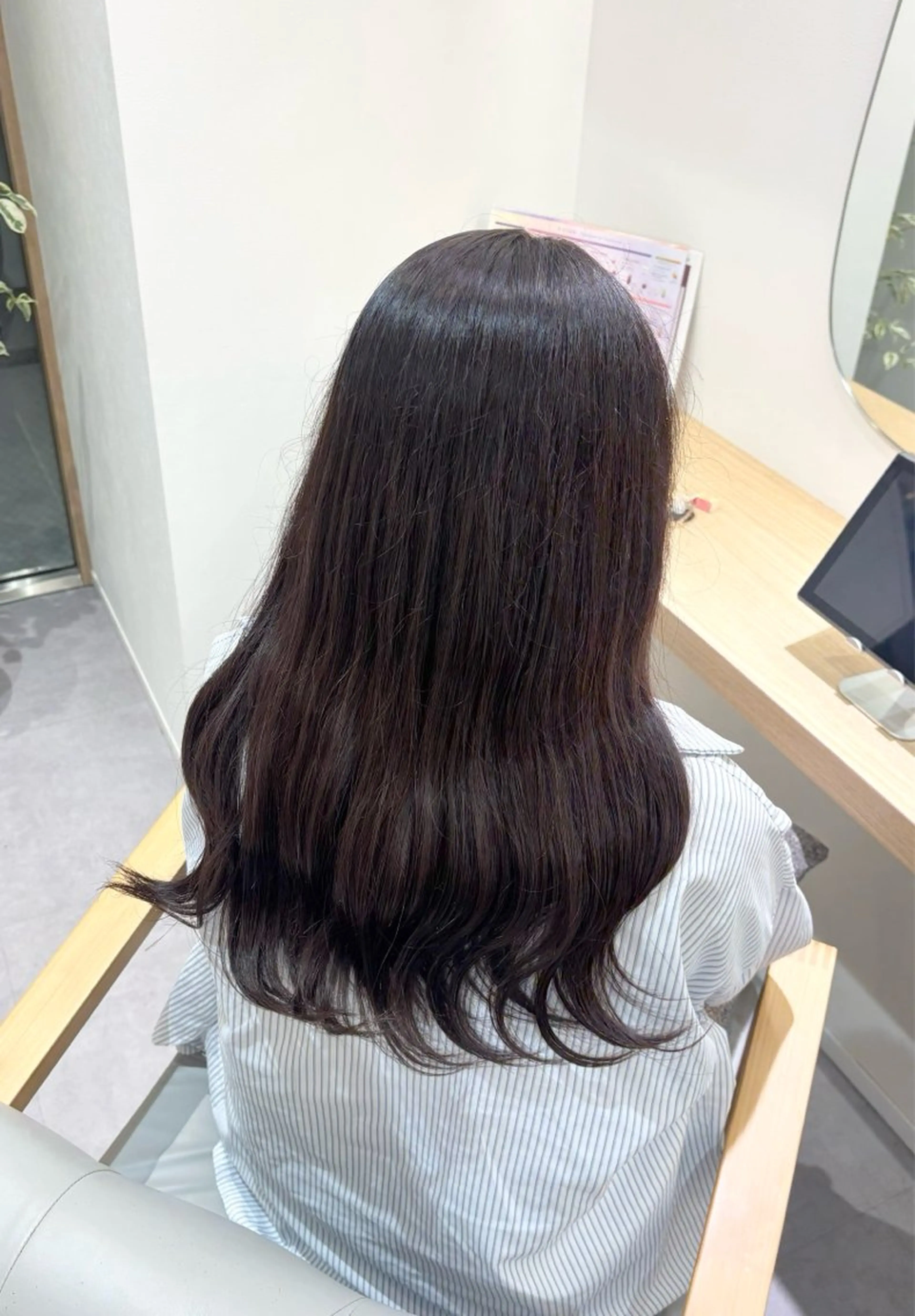 ロング カラー BLEACH YURINAのヘアスタイル