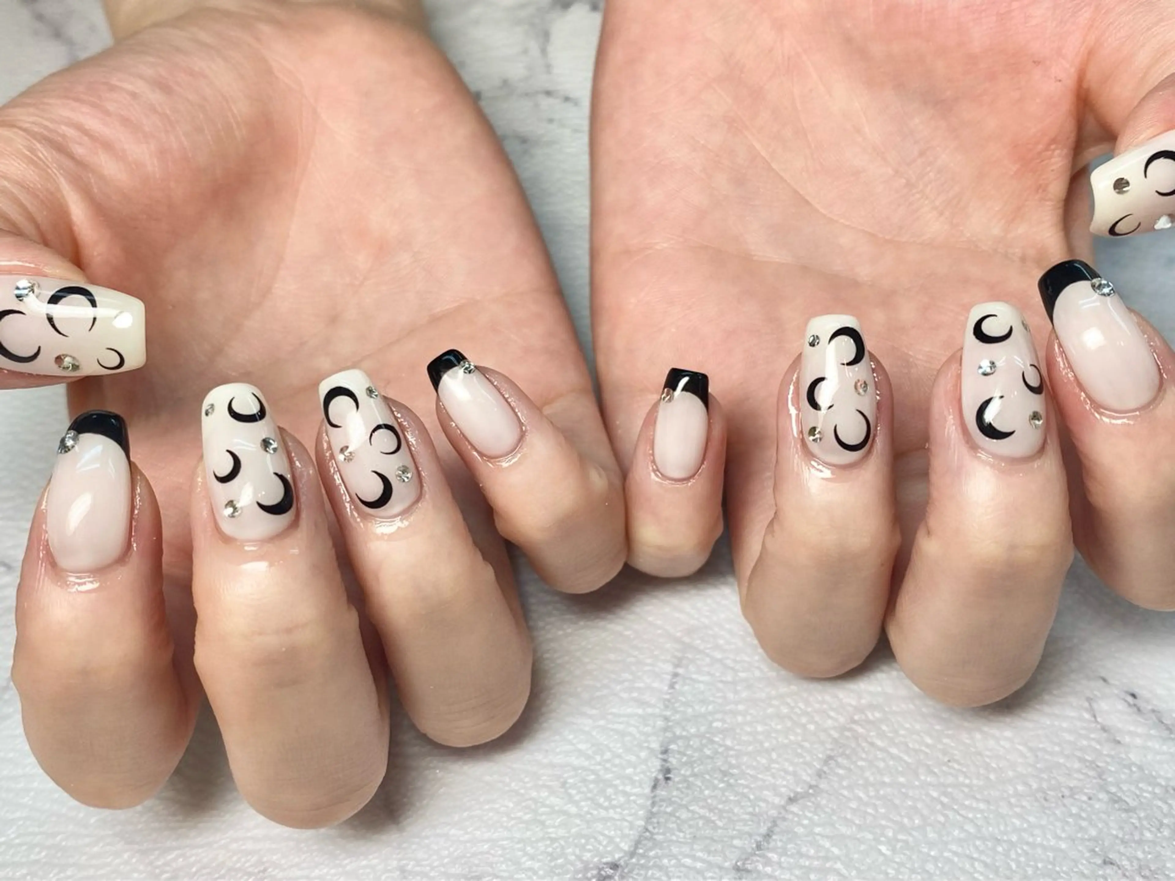 ネイル Jebel Beauty Miuの眉毛・アイブロウイメージ