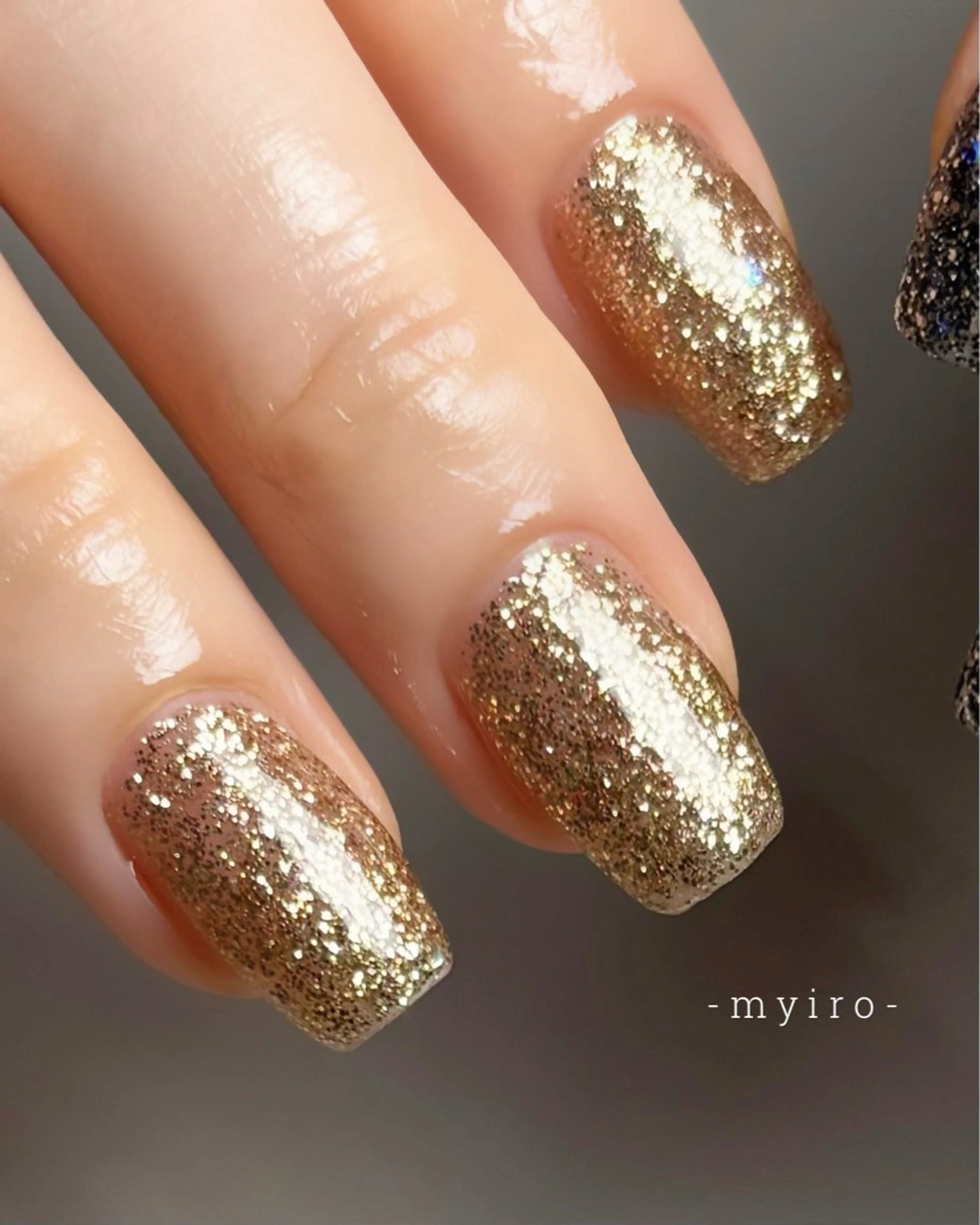 ネイル ラメ(グリッター) ワンカラーネイル ハンドネイル myiro【マイロ】 林のネイルデザイン