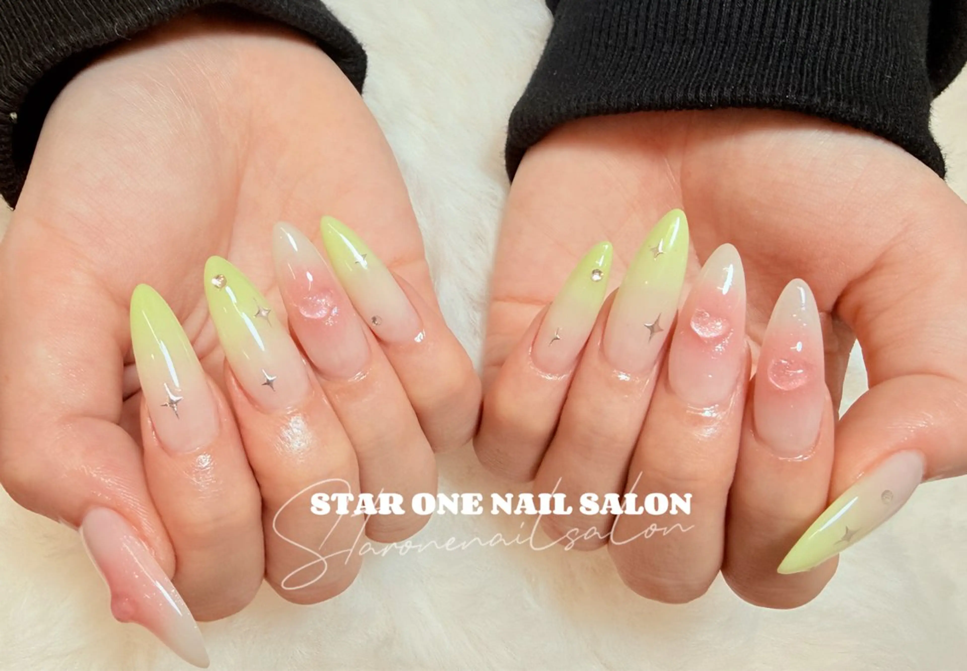 ネイル ハンドネイル 星 あみのネイルデザイン