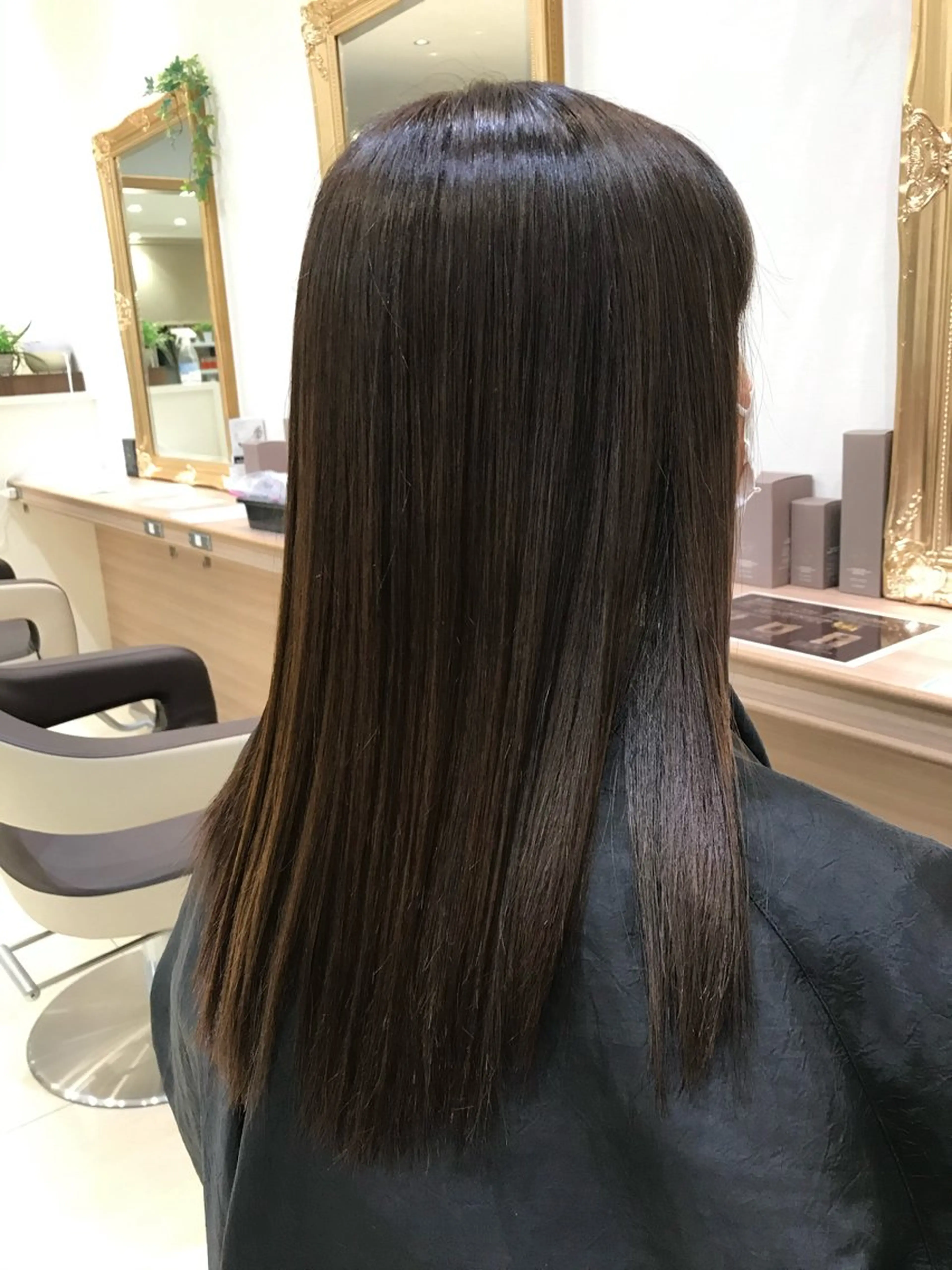 🤎根元染め🤎【白髪染めも可能⭕️】カラーメニューの写真