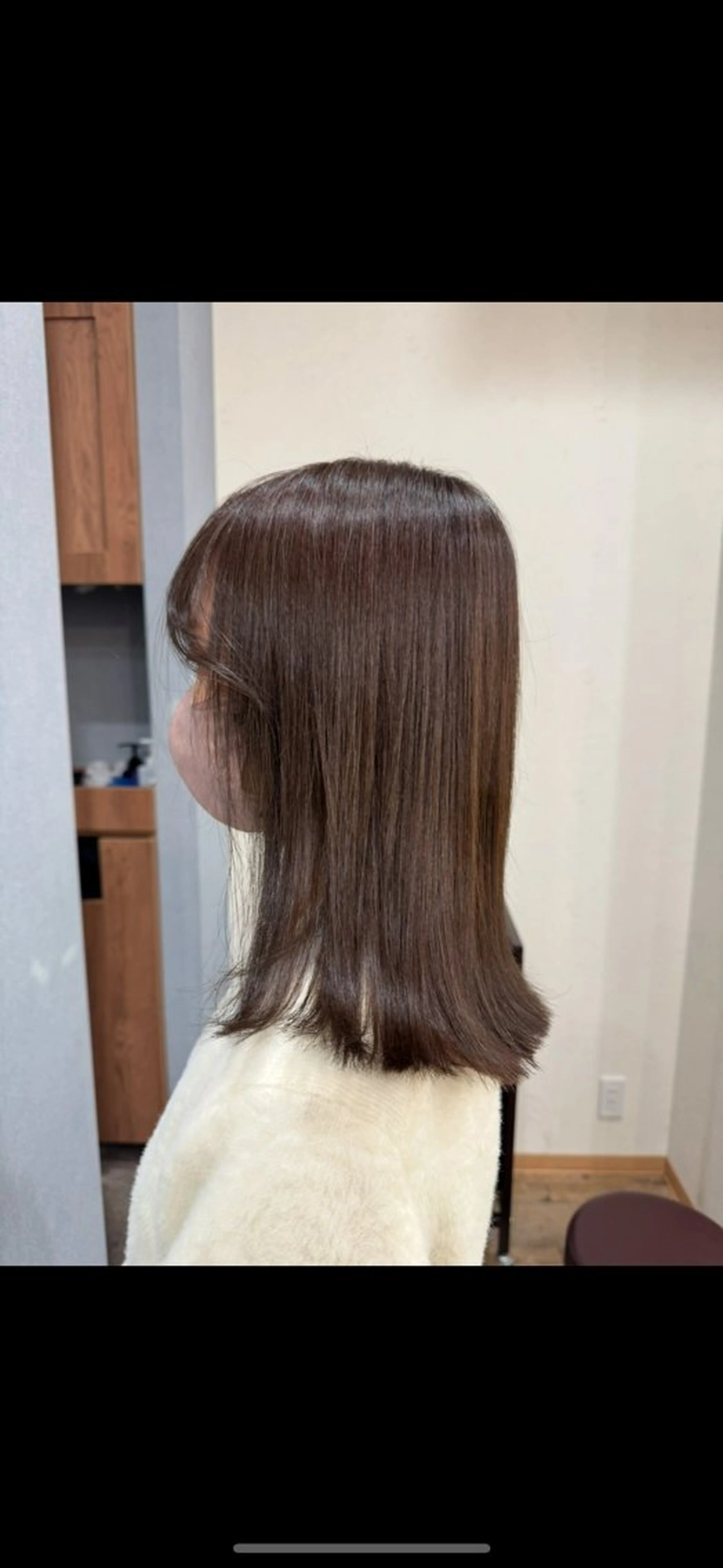 ミディアム opsia所属・艶カラー×レイヤー Natsumiのヘアスタイル