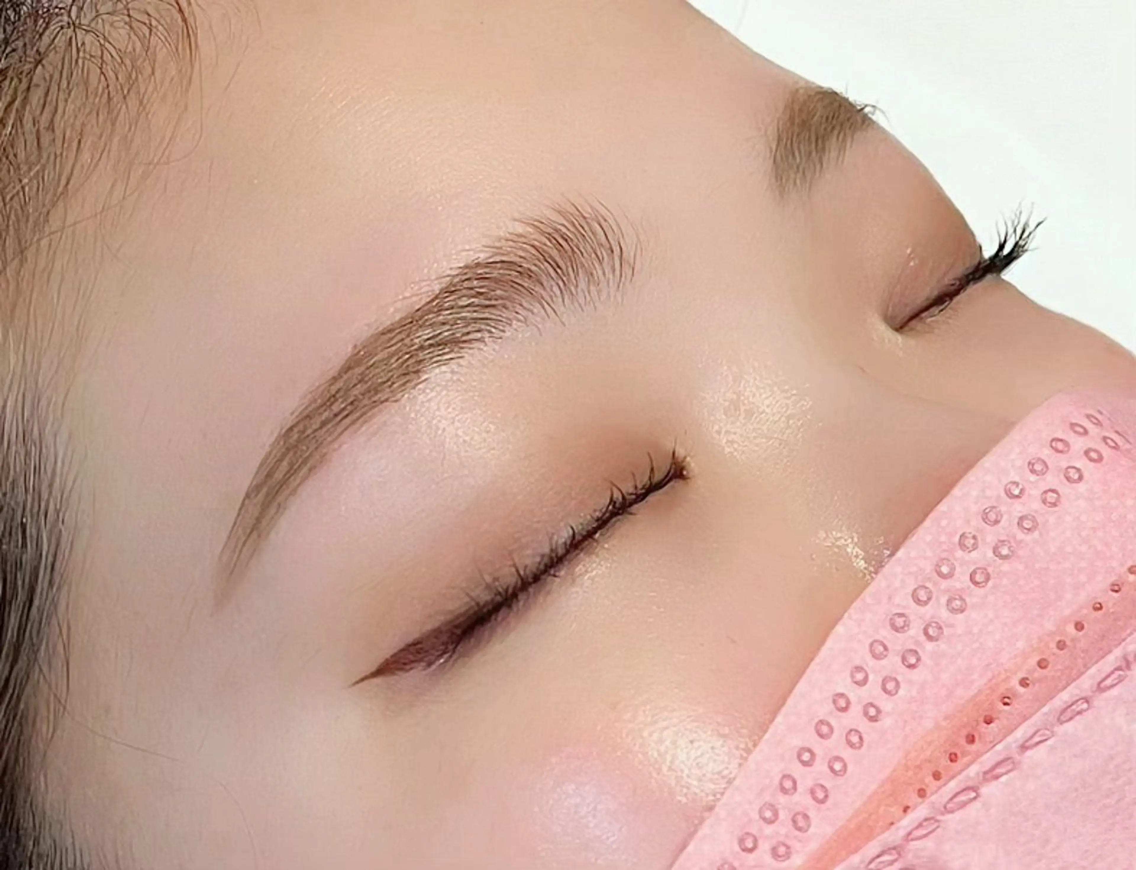 アイブロウ ハリウッドブロウリフト EYE405 SAKURAのマツエク・マツパデザイン