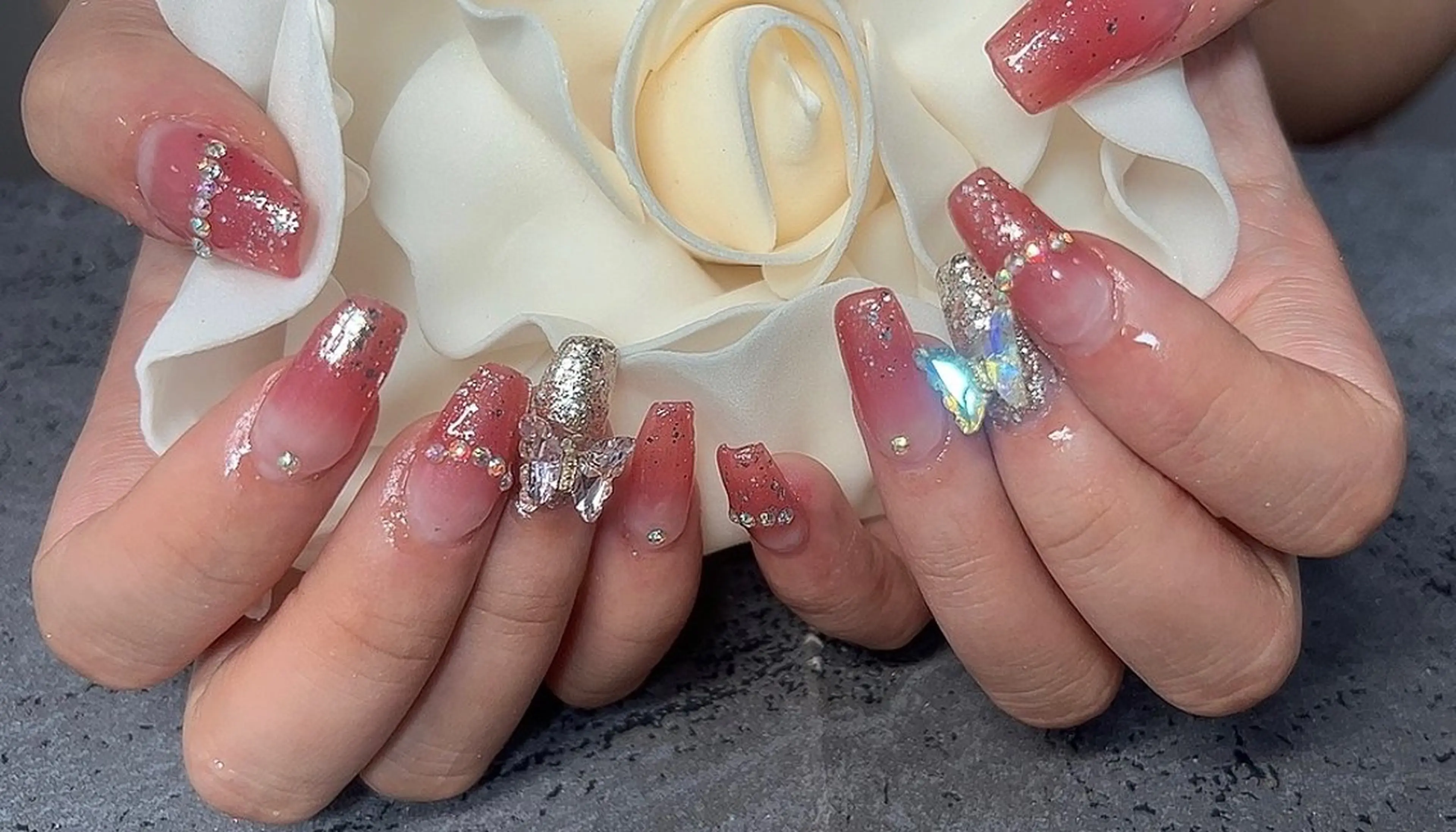 ネイル グラデーション Ruana Nailのネイルデザイン