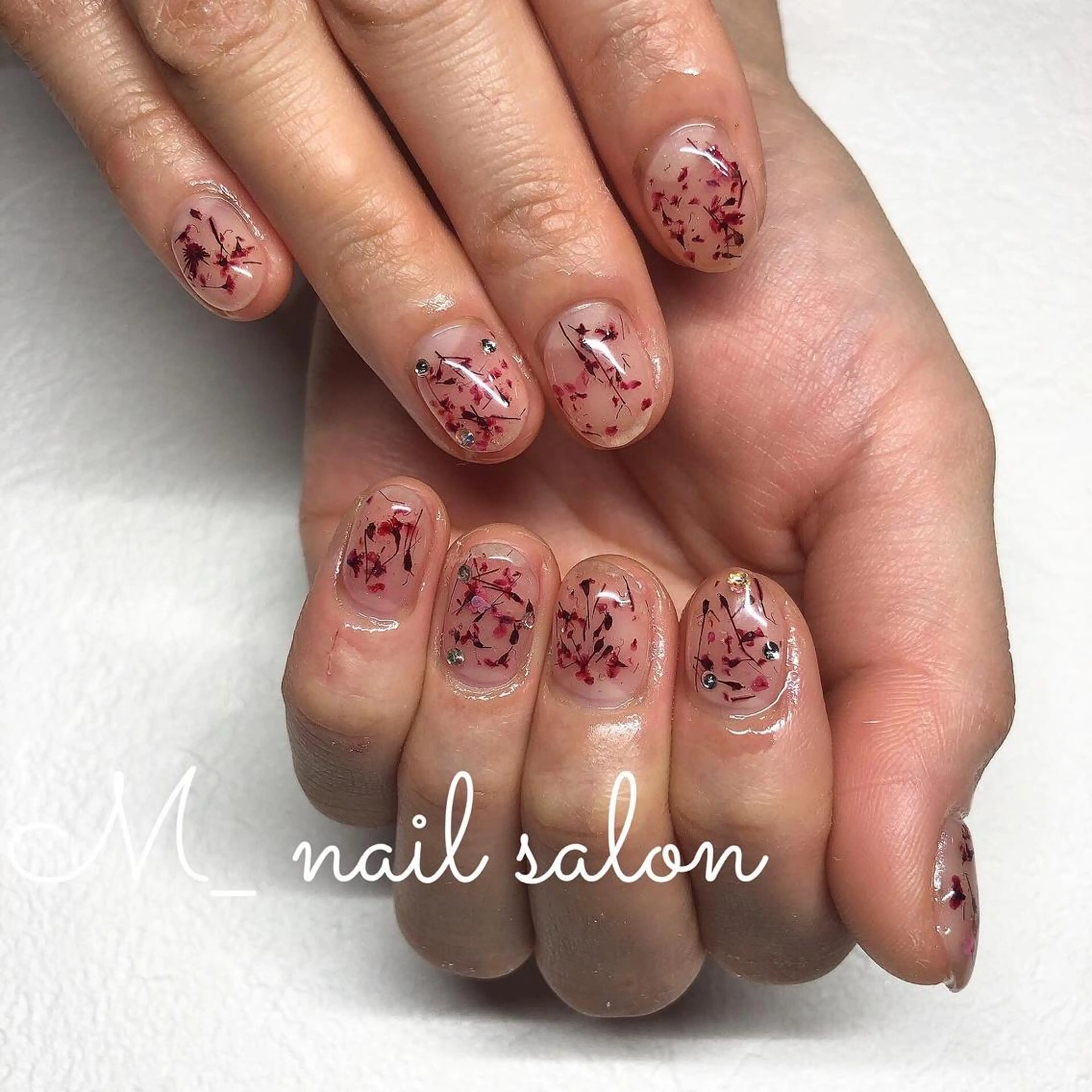 ネイル ワンカラーネイル M_ nail salonのネイルデザイン