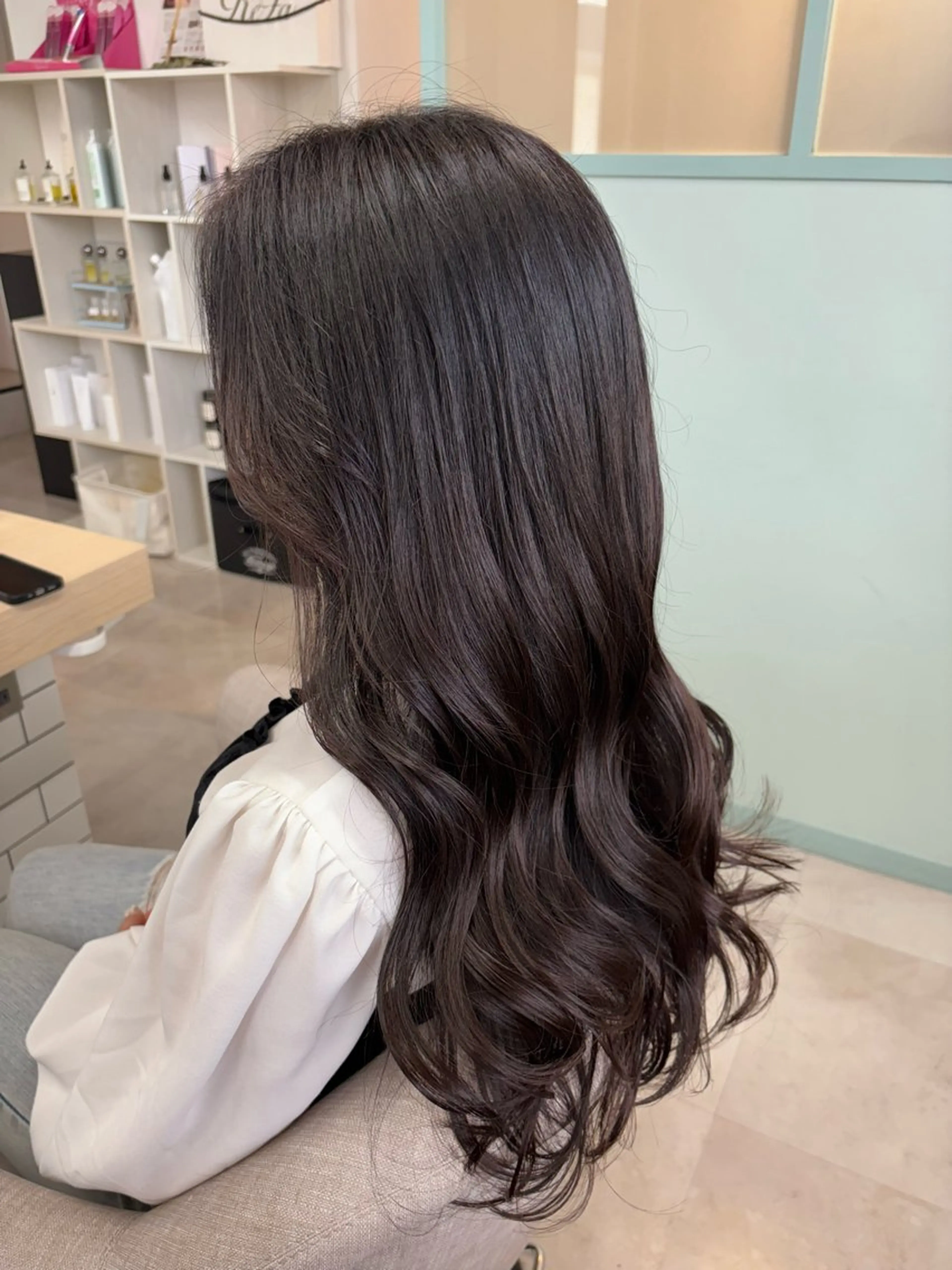 ロング カット ヘアカラー トリートメント 原 朱莉のヘアスタイル