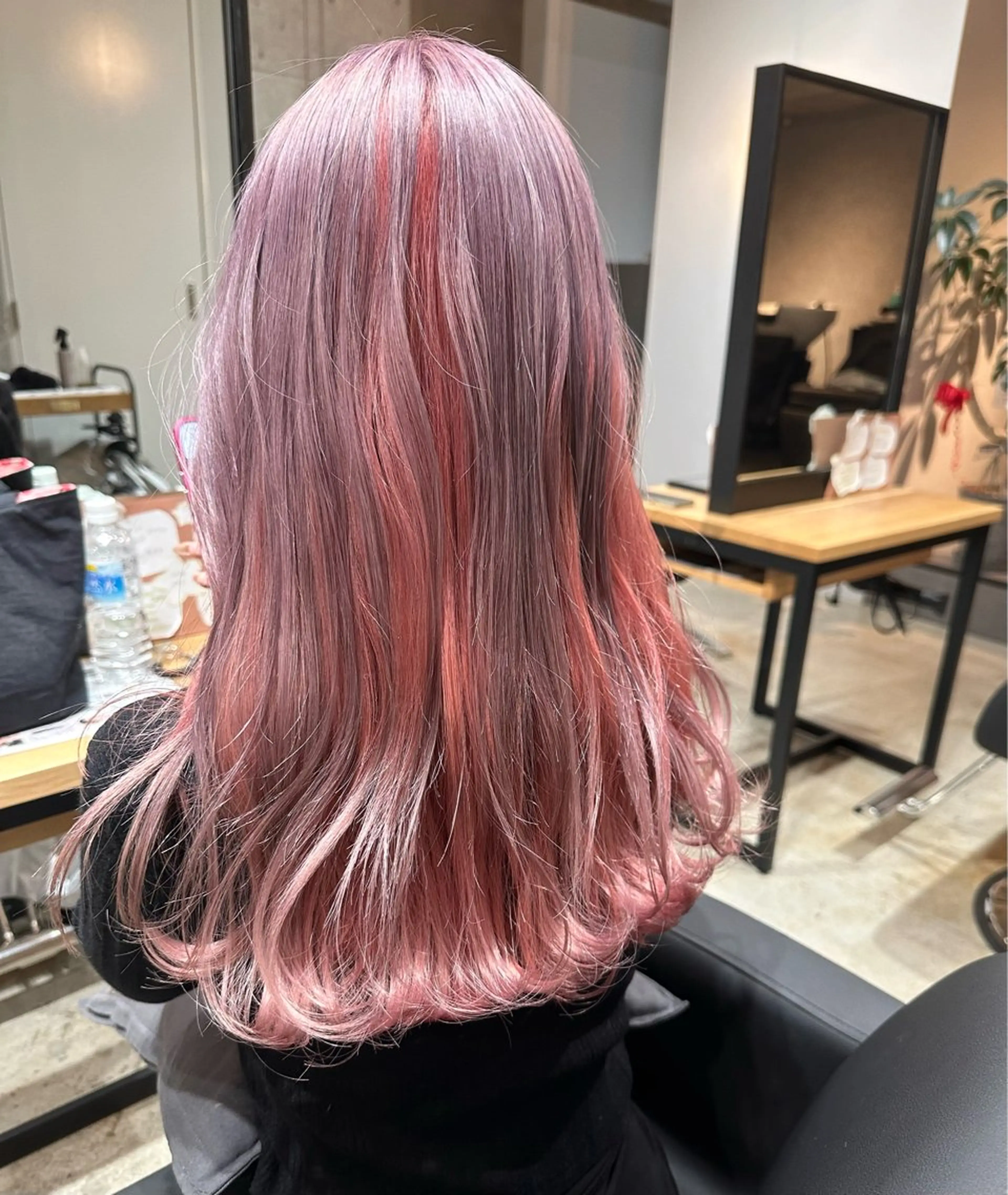 ロング カラー ヘアカラー トリートメント ✨髪質改善/ハイトー ン/艶髪高山のヘアスタイル