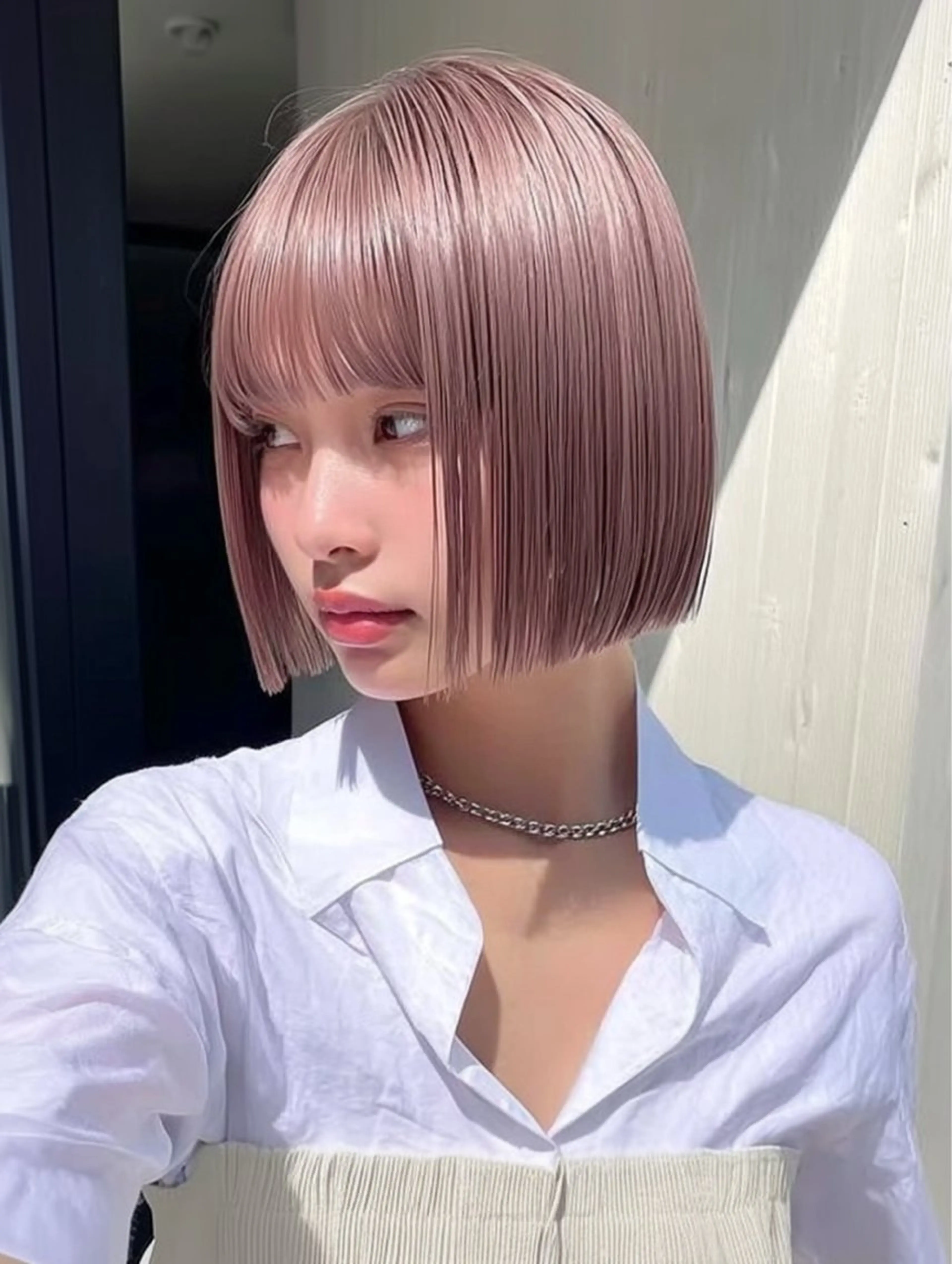 ショート カラー カット ヘアカラー ボブ/透明感ベージュ 🫧クルミ🌟のヘアスタイル