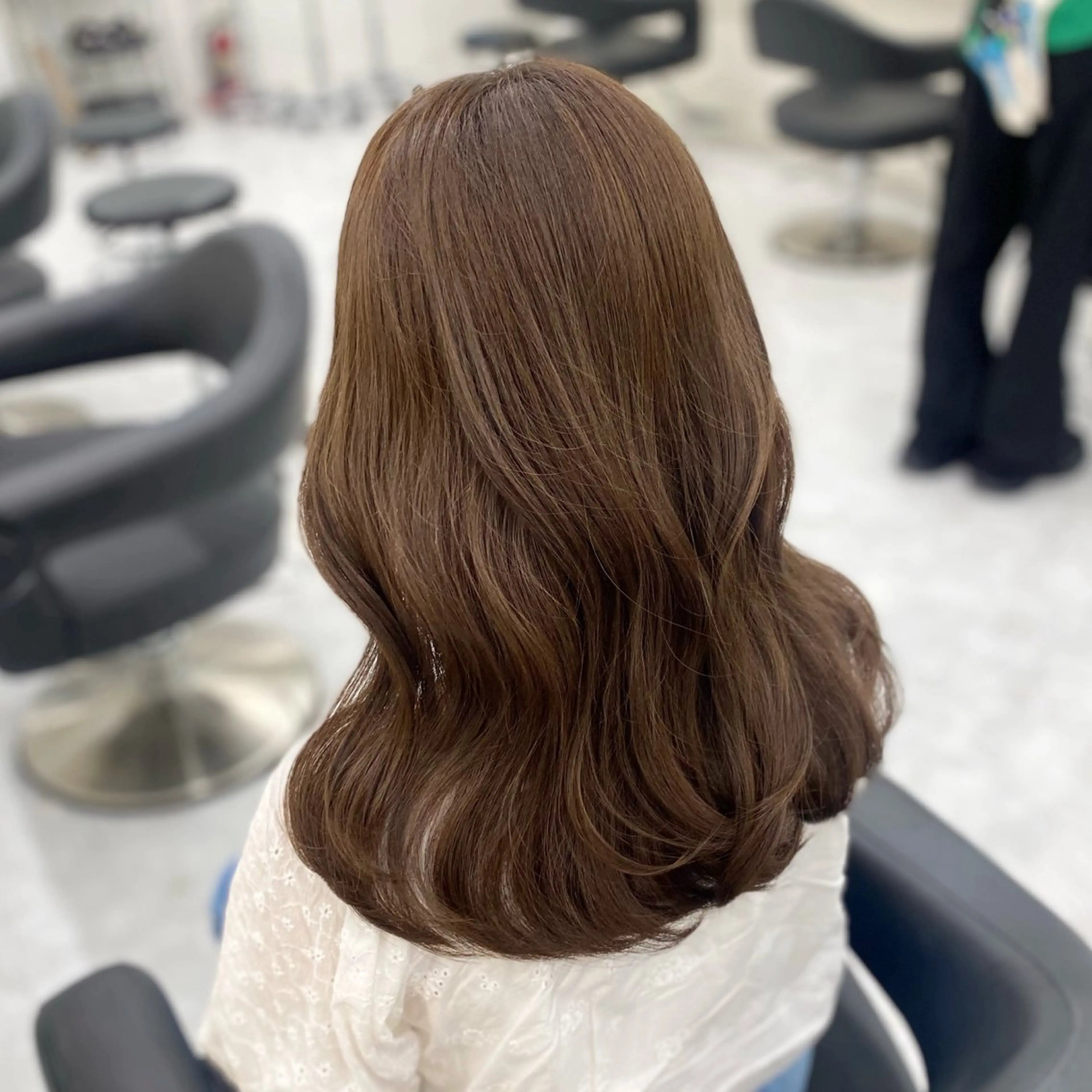 ミディアム カラー パーマ ヘアアレンジ メンズ キッズ メンズブリーチ ベージュカラー ブリーチ 透明感カラー ミルクティーベージュ 💖横浜ブリーチなし 💖MIHOのヘアスタイル