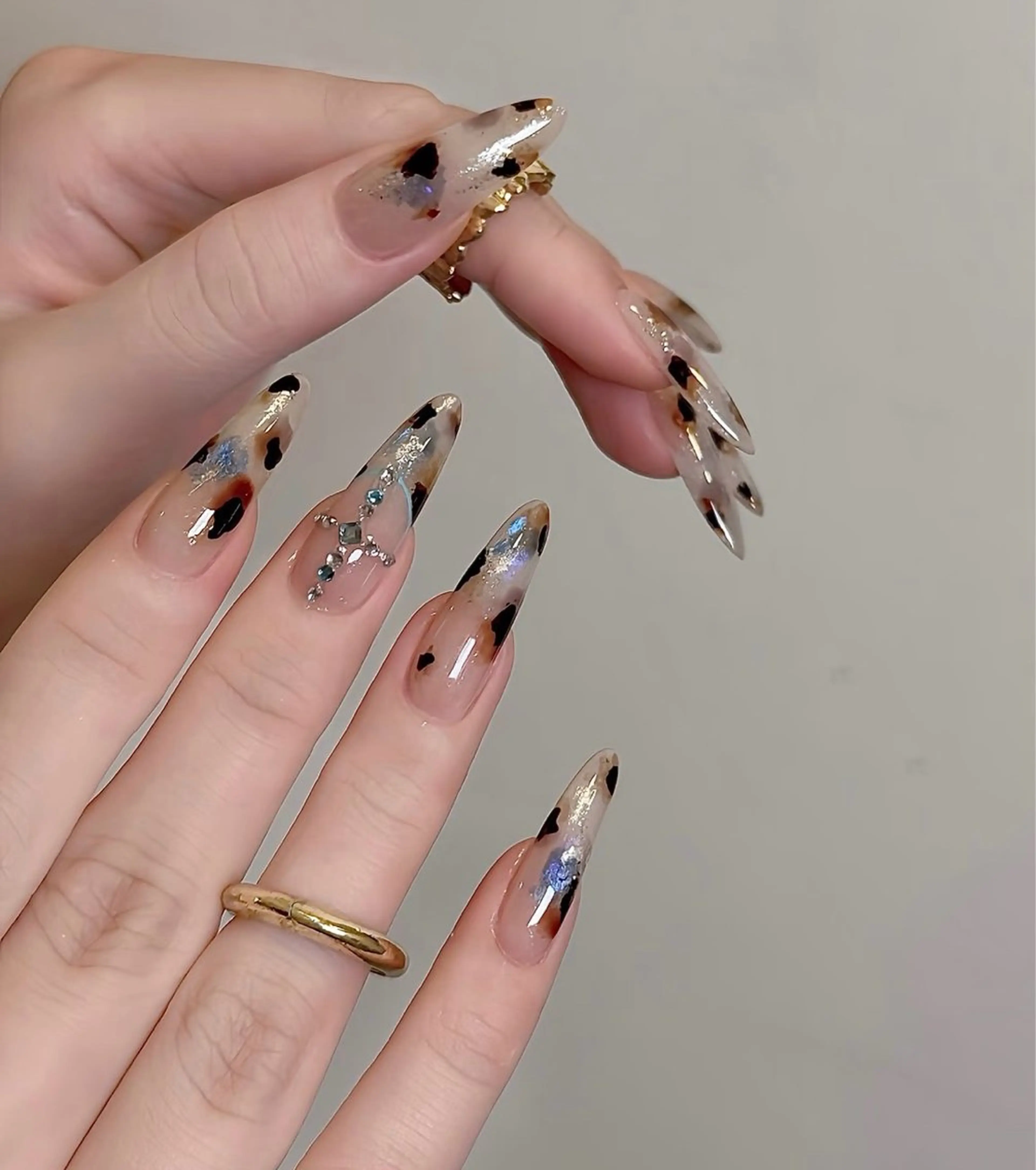 ネイル オーロラネイル フラワーネイル フットネイル フレンチネイル ジェルネイル ハンドネイル 長さだし専門 ありさのネイルデザイン