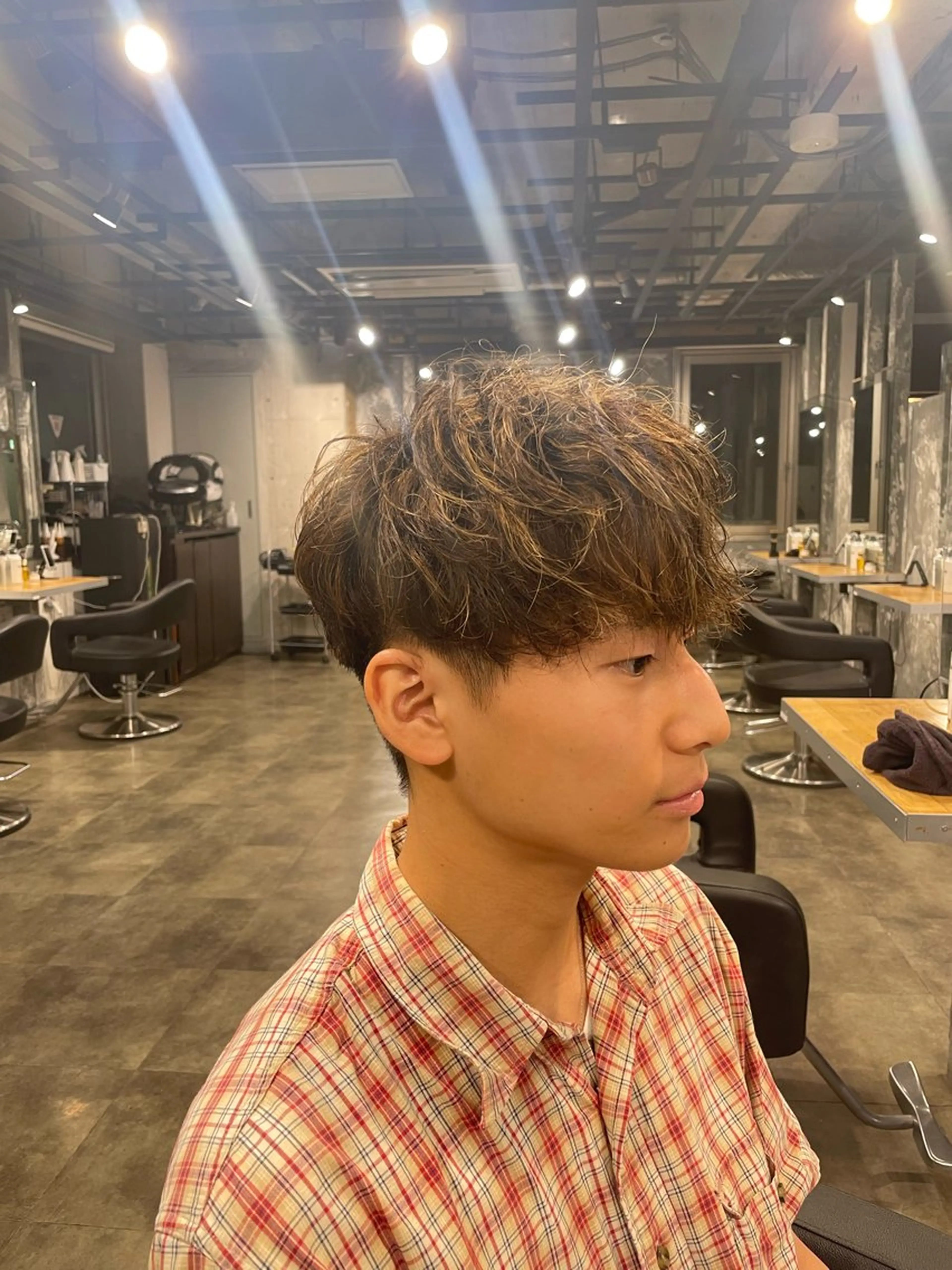 カラー パーマ メンズ 艶髪/透明感🪽 DISCO🪽のヘアスタイル