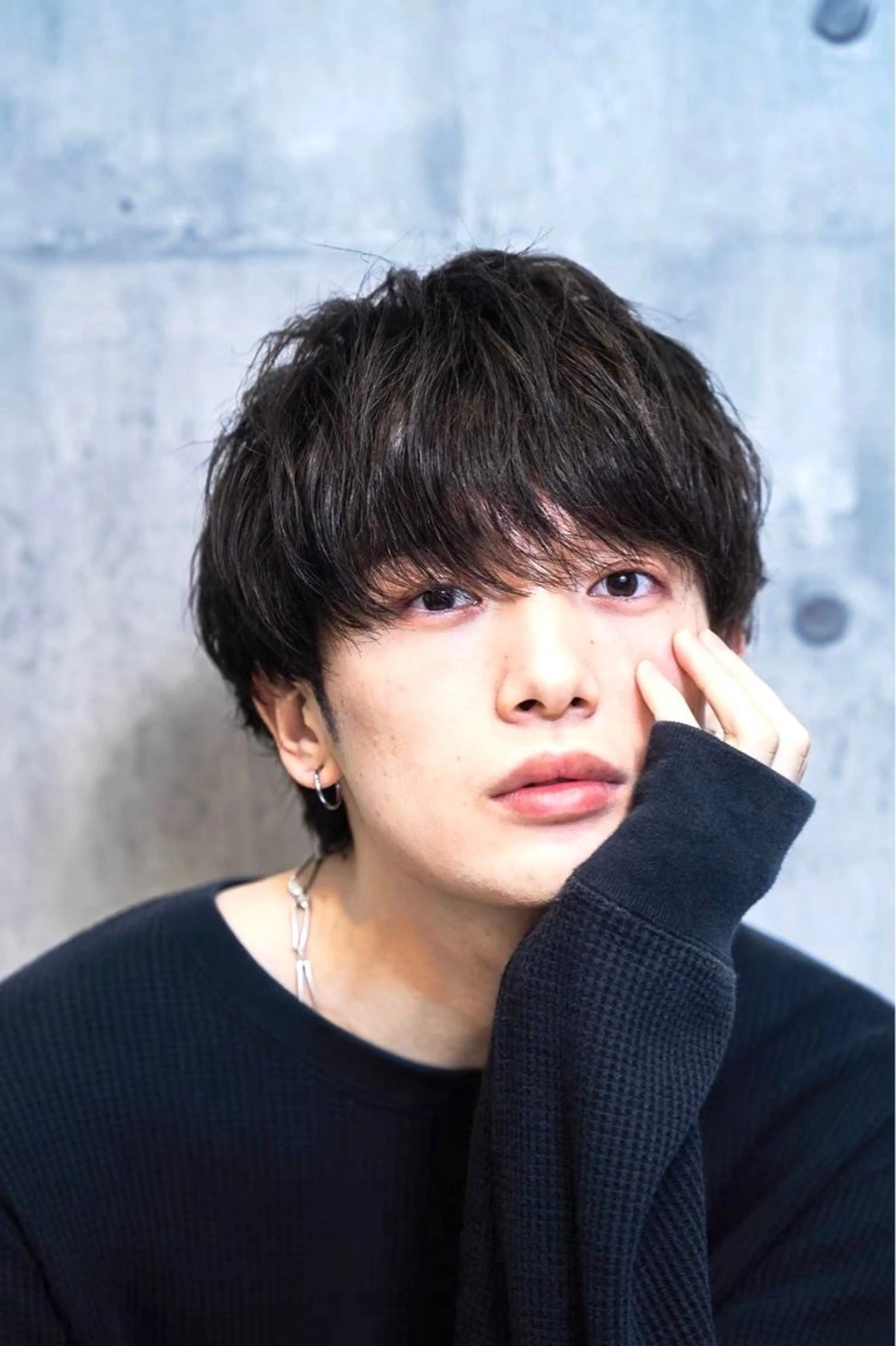 メンズ メンズバレイヤージュ メンズブリーチ メンズハイライト メンズハイトーン メンズインナーカラー ☁️かずき☁️青.紫 推し活カラー💫のヘアスタイル