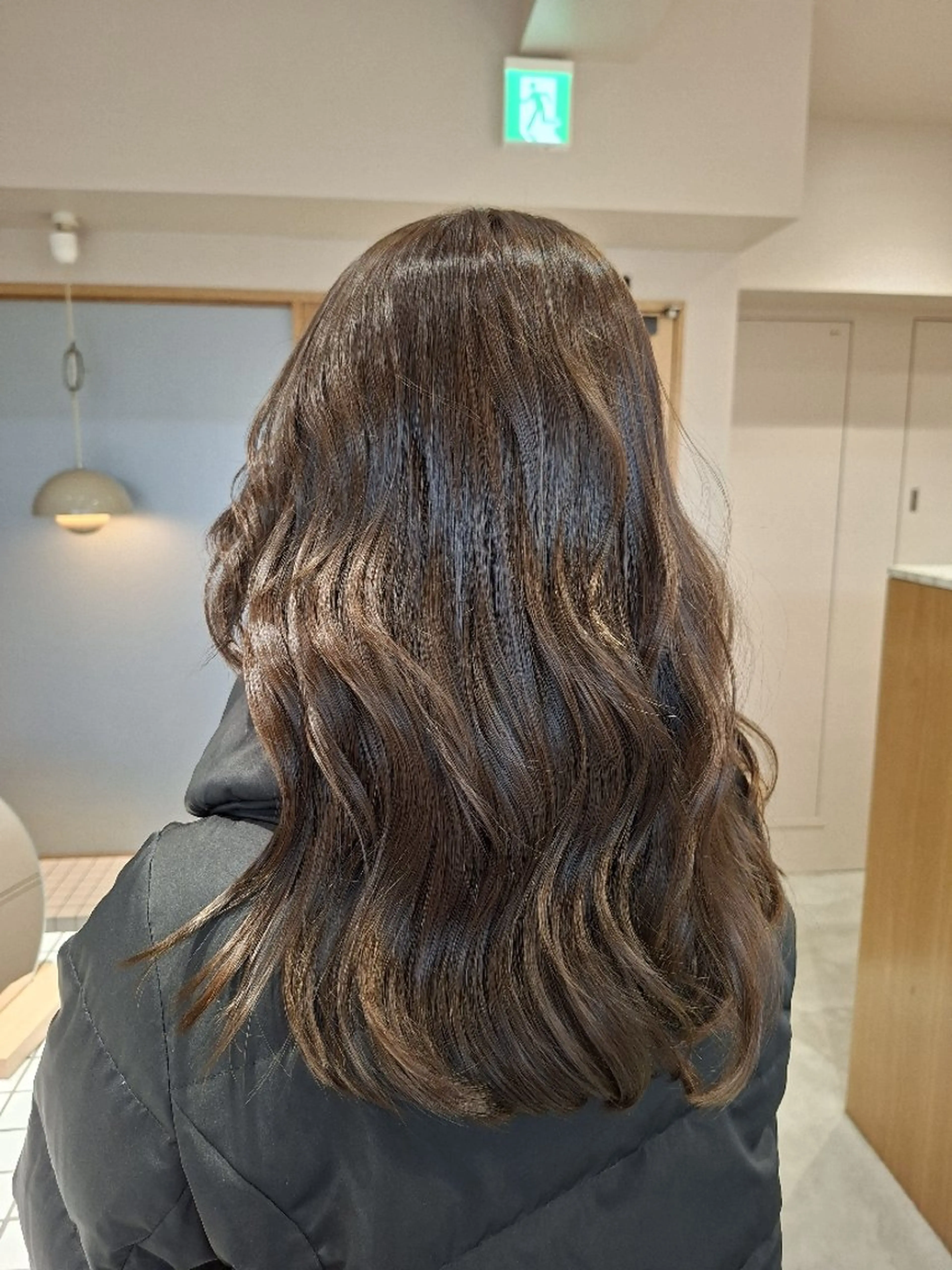 カラー オリーブカラー ヘアカラー 今岸 寛子のヘアスタイル