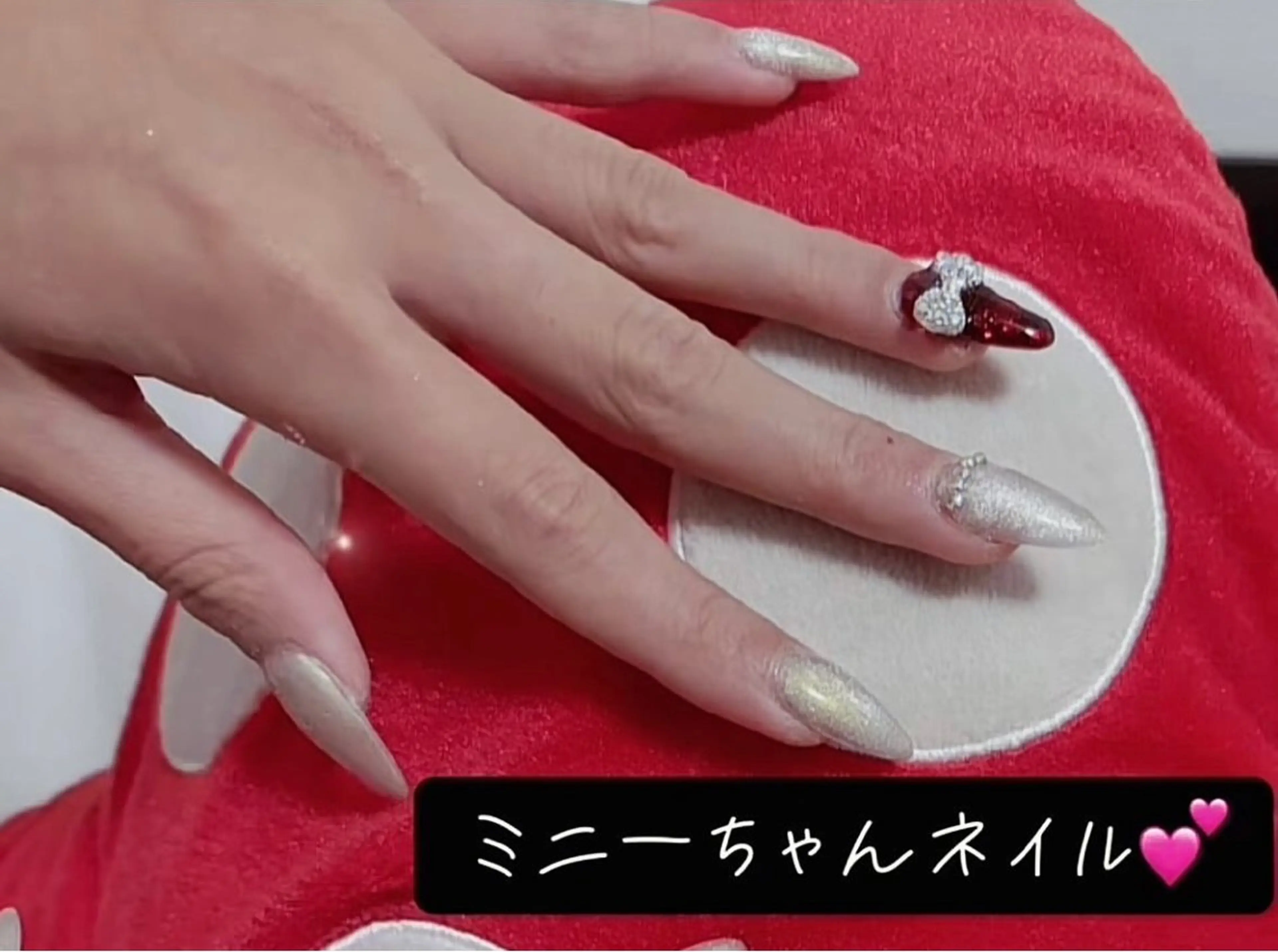 ネイル フラッシュネイル フットネイル フレンチネイル ジェルネイル ガラスフレンチ Nail salon Natulalのネイルデザイン