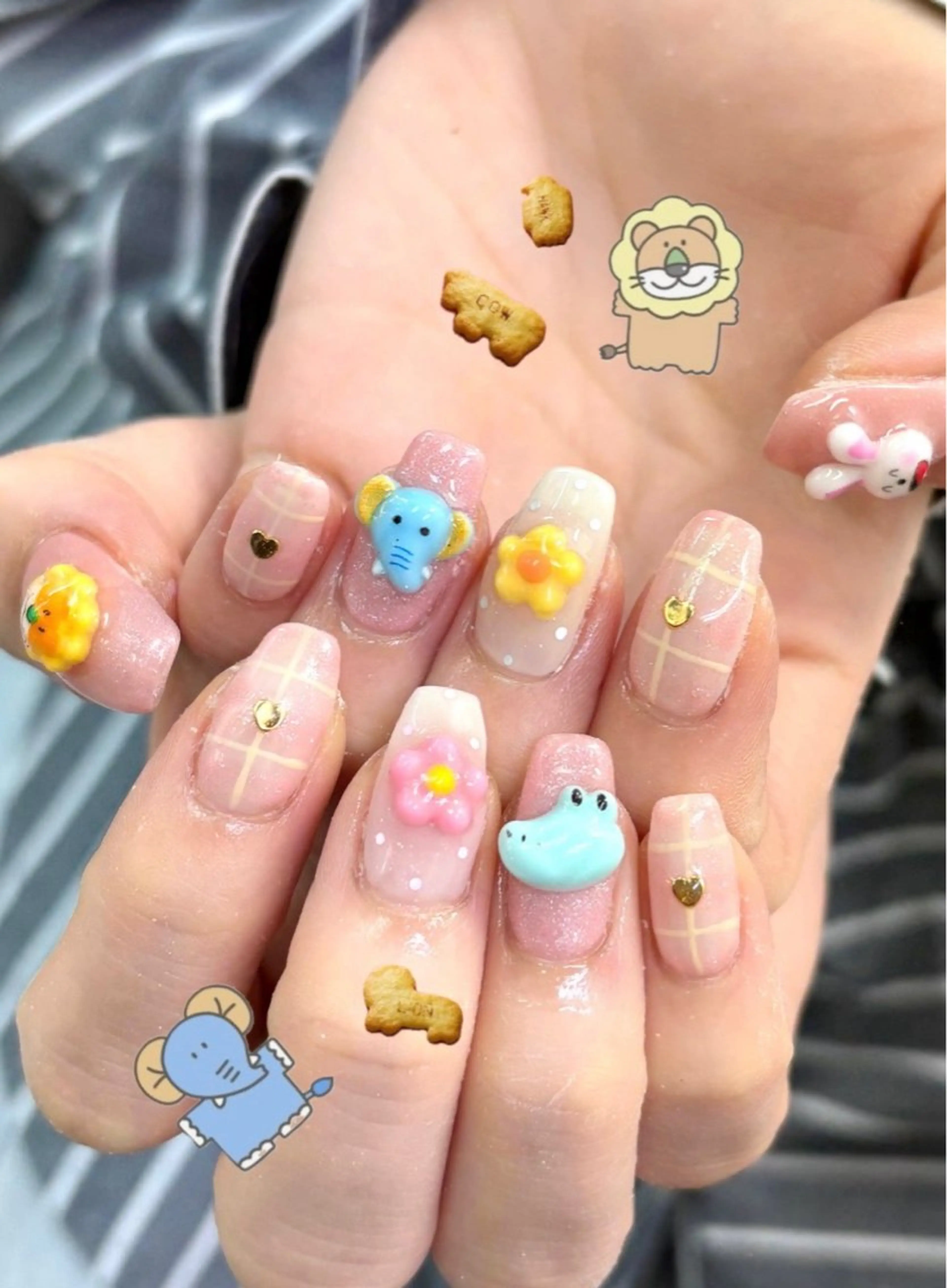 ネイル アートネイル フラワーネイル 持ち込み ハンドネイル フットネイル Nailsalon mui.所属・中家 亜紗子のネイルデザイン