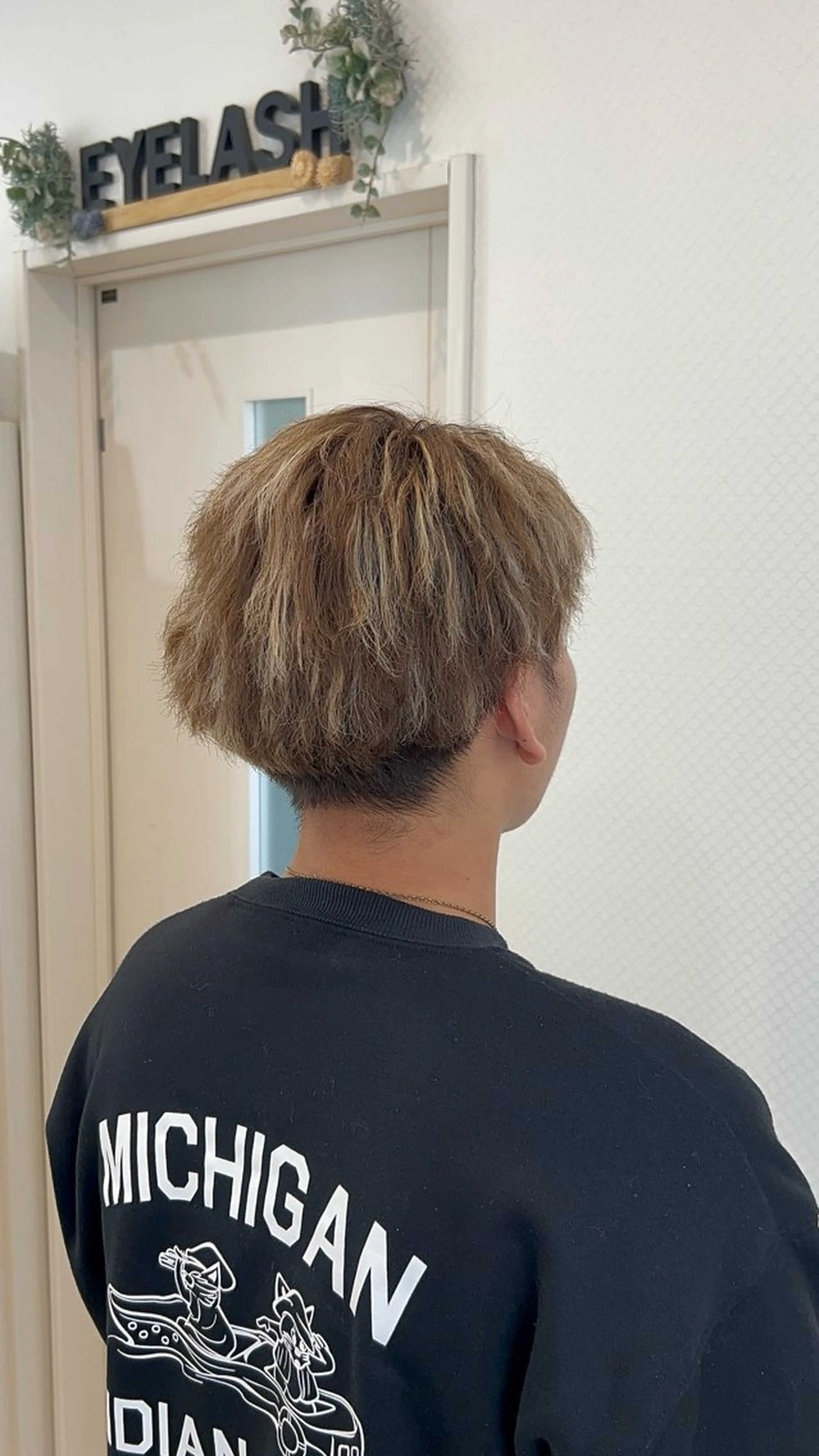 カラー メンズ 髙野 太貴のヘアスタイル