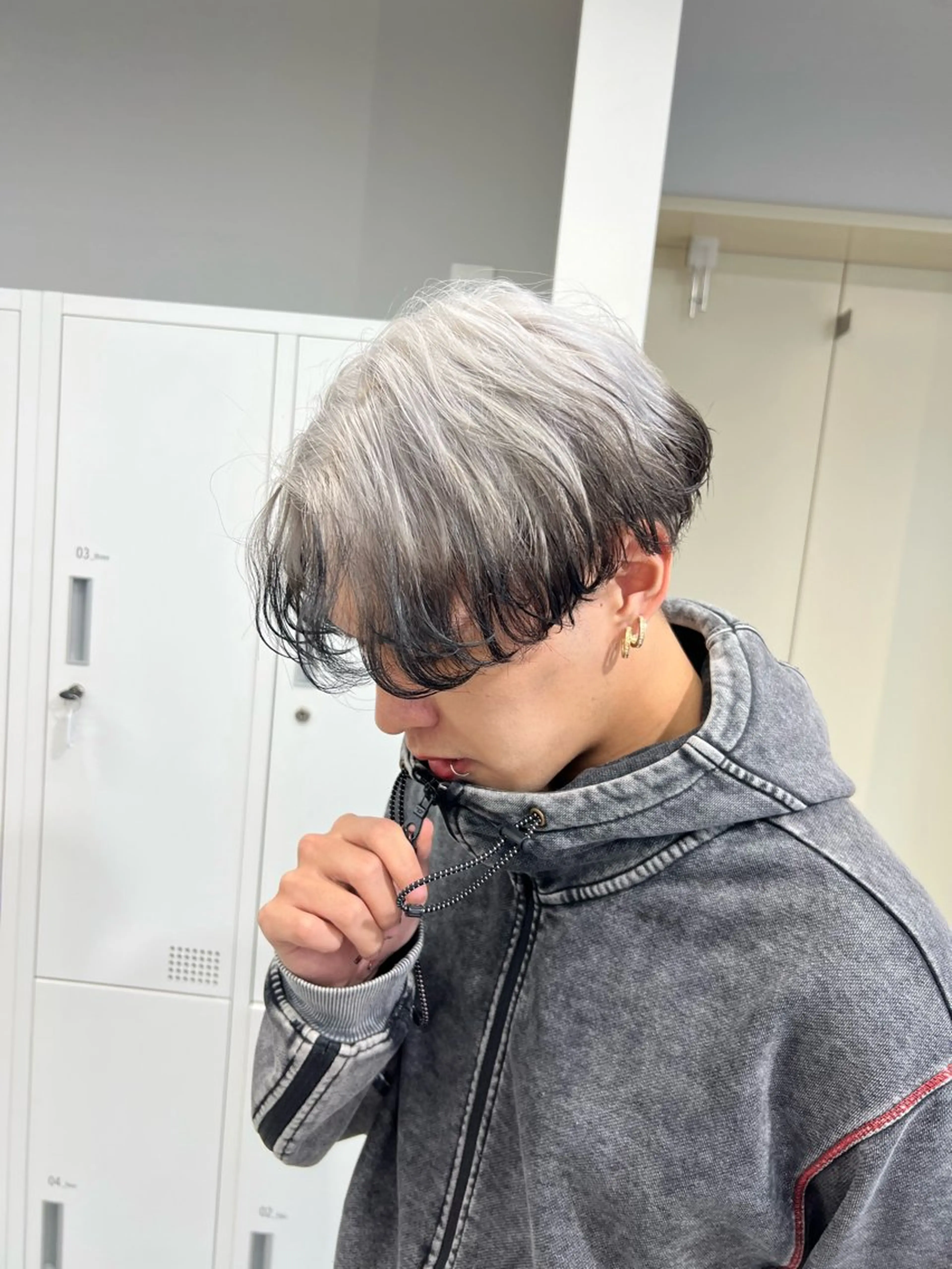 ショート ヘアカラー maya レイヤーカットのヘアスタイル