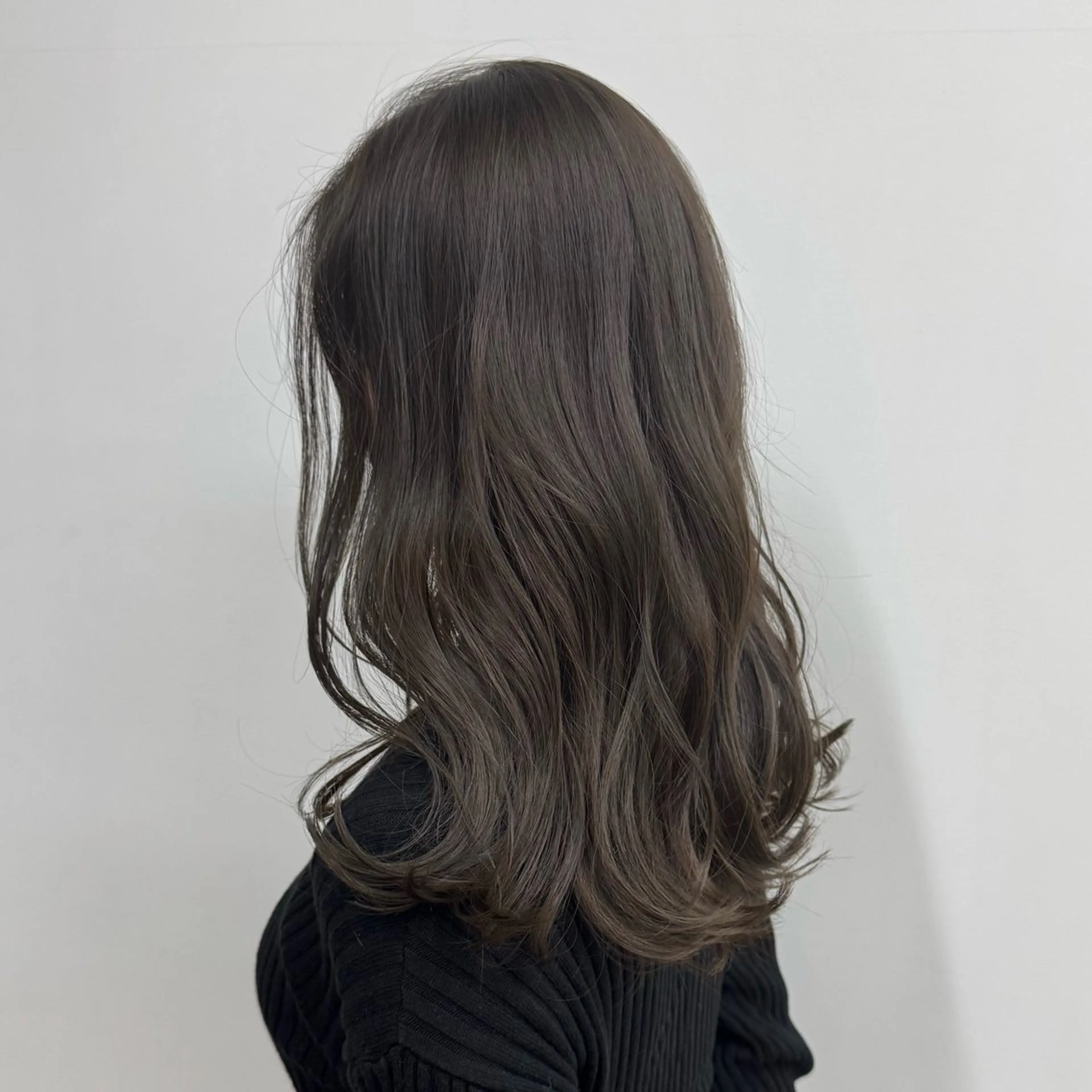 セミロング カラー 透明感カラー ヘアカラー トリートメント 清水愛果/似合わせ カット/透明感カラーのヘアスタイル