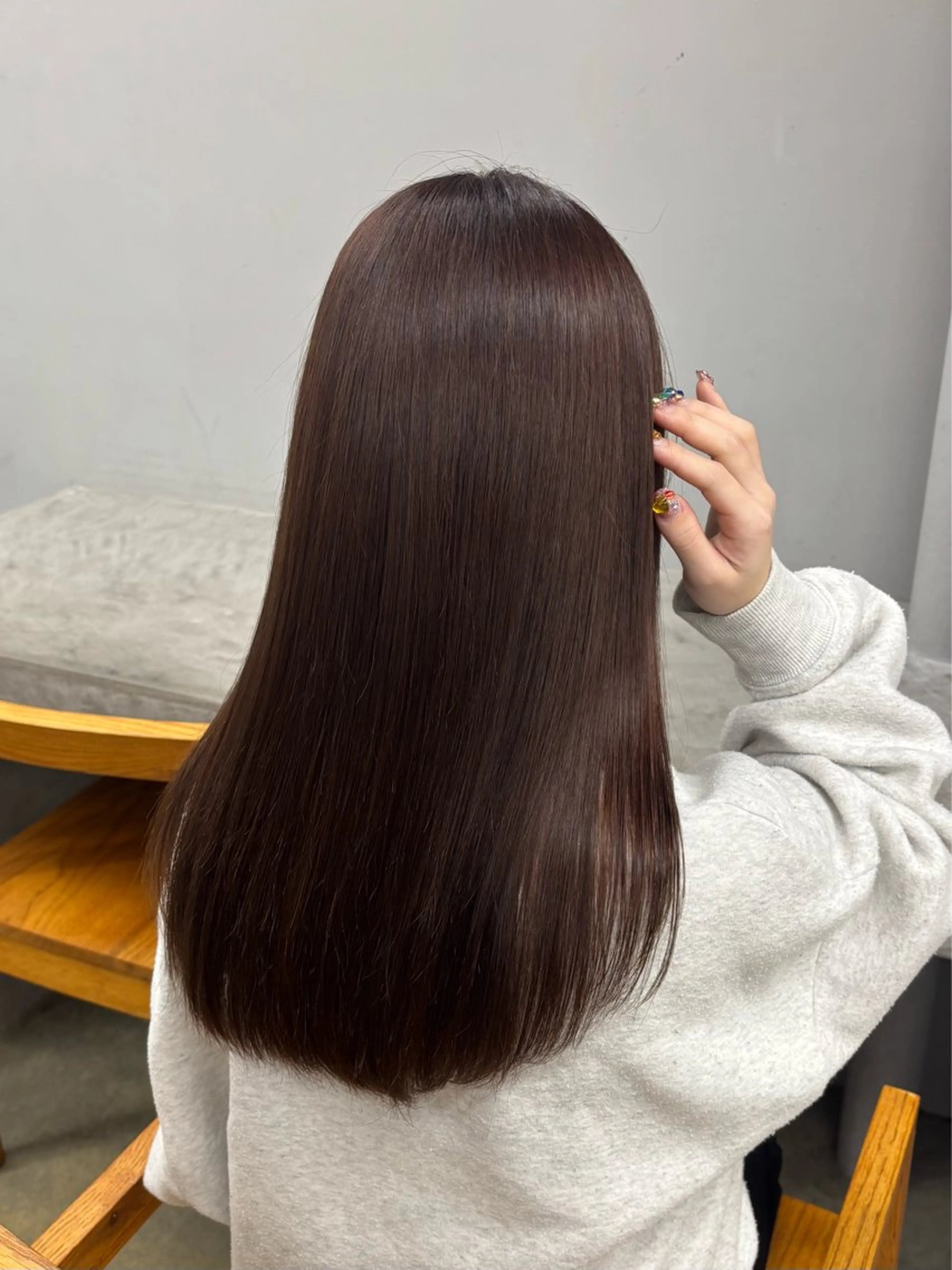 ミディアム ヘアカラー トリートメント 𝐀𝐦𝐞𝐫𝐢 /透明感カラーのヘアスタイル