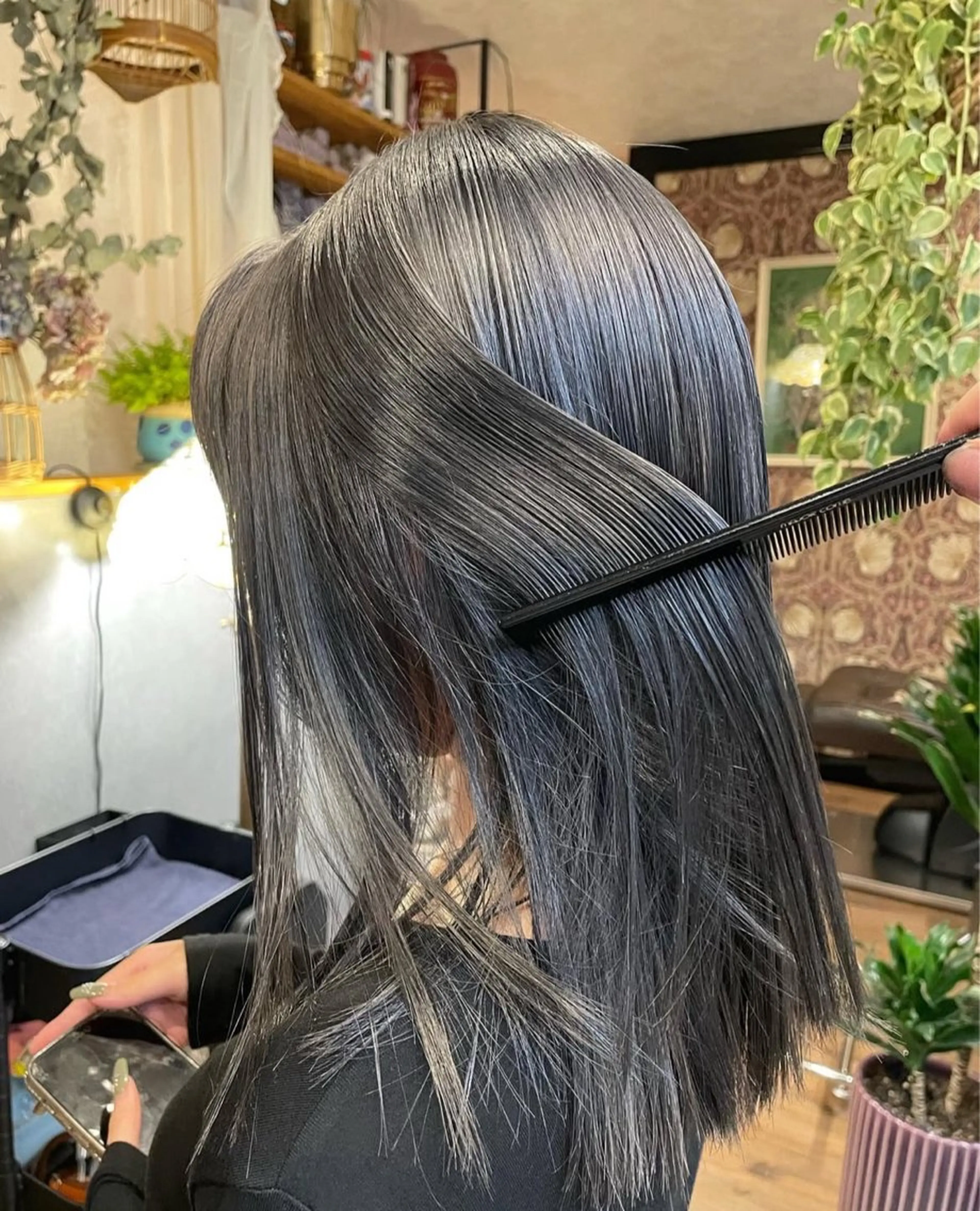 ミディアム カラー アッシュ ブルーカラー ブルーアッシュ 透明感カラー Chikashitsu/Then所属・mana/ハイトーン /ヘアセット🎀のヘアスタイル