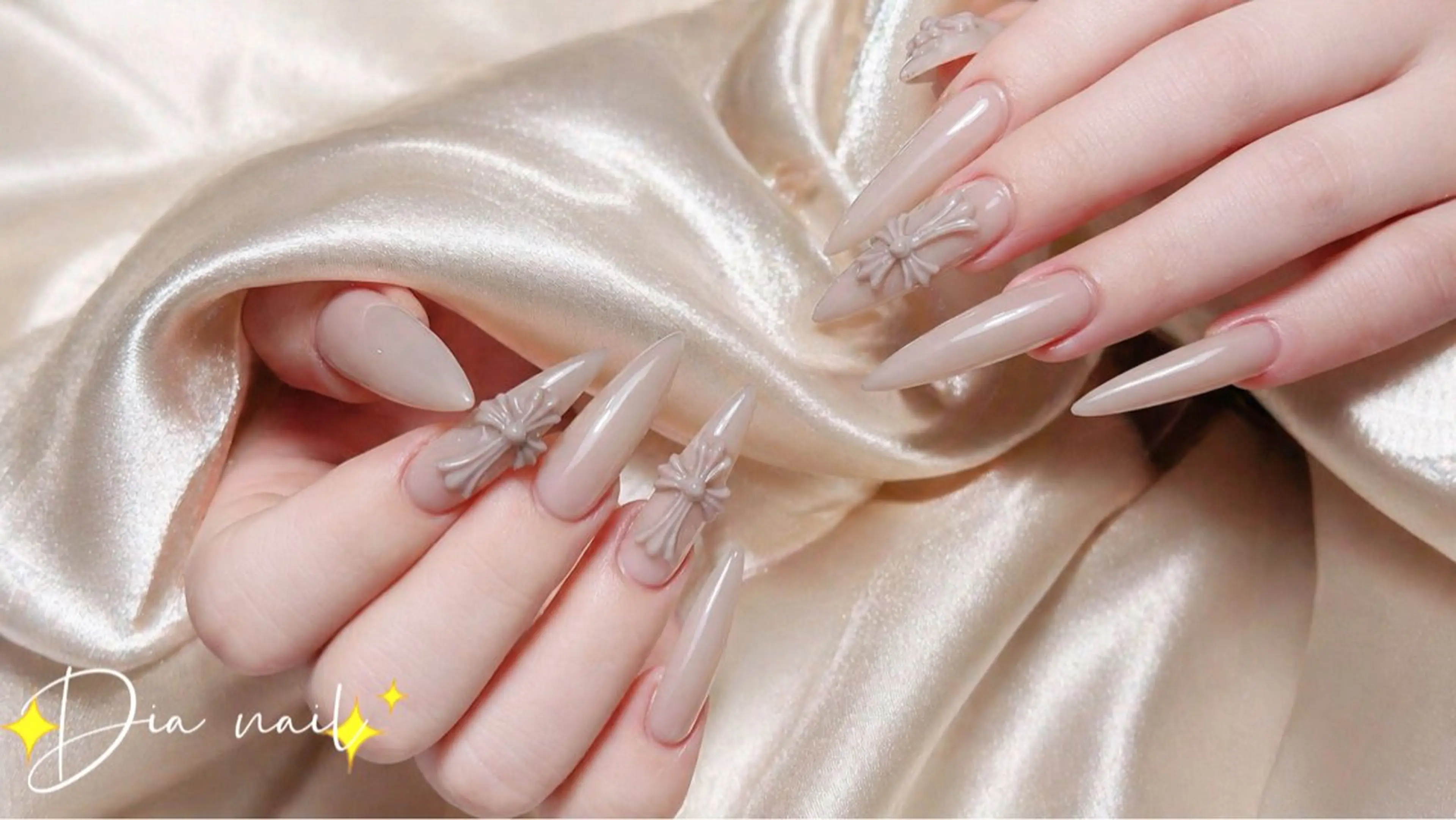 ネイル チークネイル ジェルネイル グラデーション マグネットネイル ニュアンスネイル Di'a nail ネイルサロンのネイルデザイン