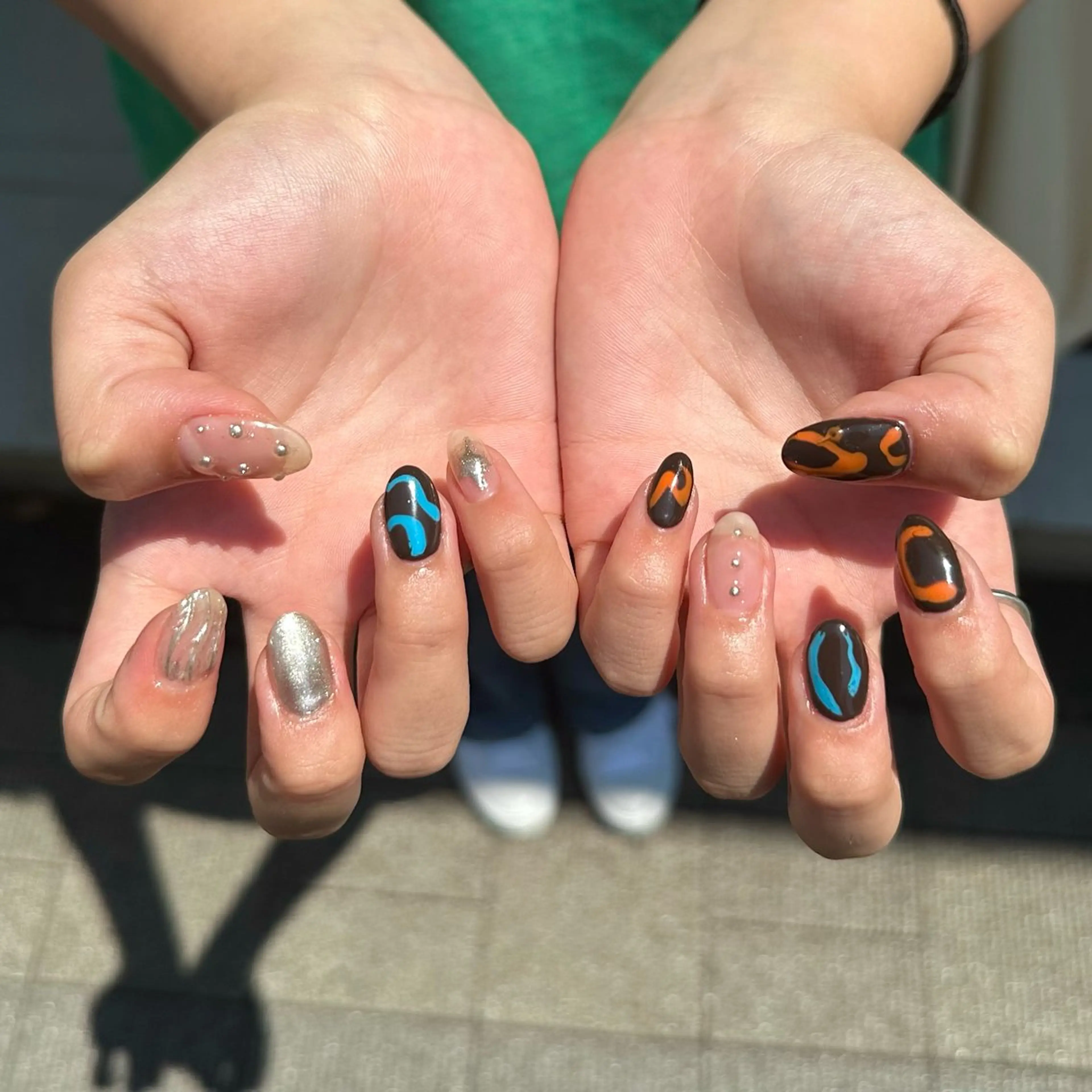 ネイル ハンドネイル 𝐦𝐢𝐲𝐮/韓 国𝐲𝟐𝐤ネイルのネイルデザイン