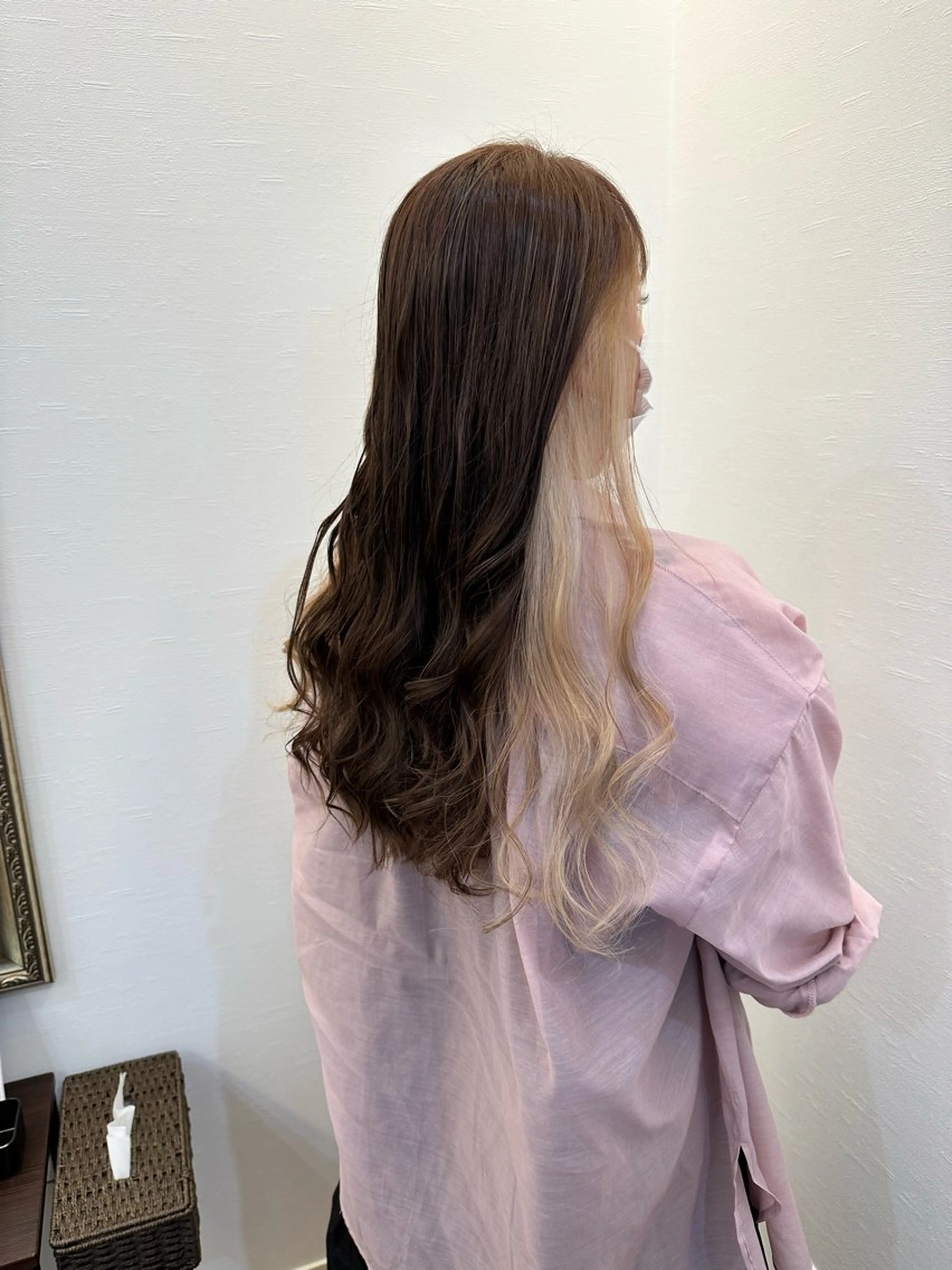 カラー Ruang所属・ツノガイ エリのヘアスタイル