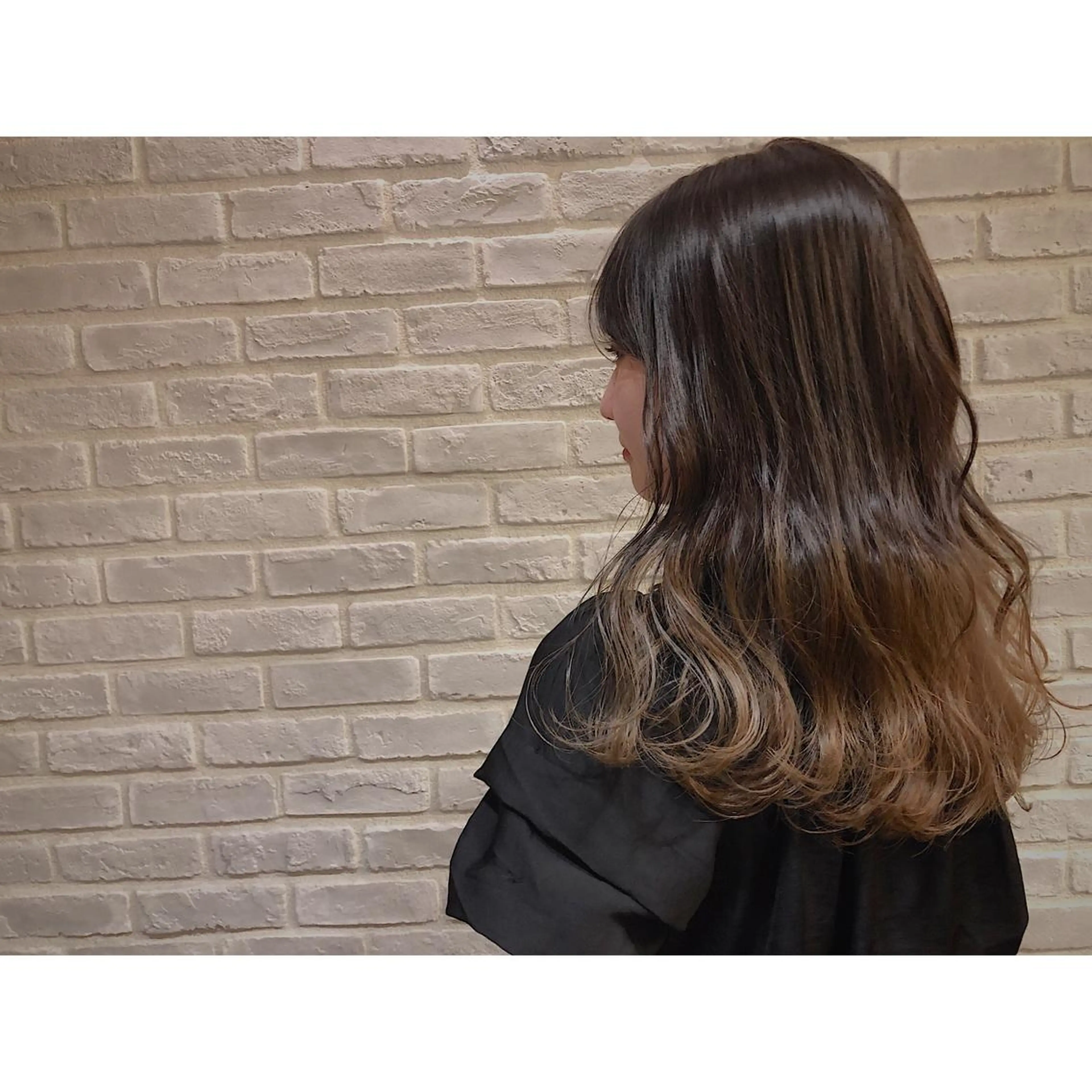 ロング カラー パーマ ヘアアレンジ 藤井 菜緒のヘアスタイル