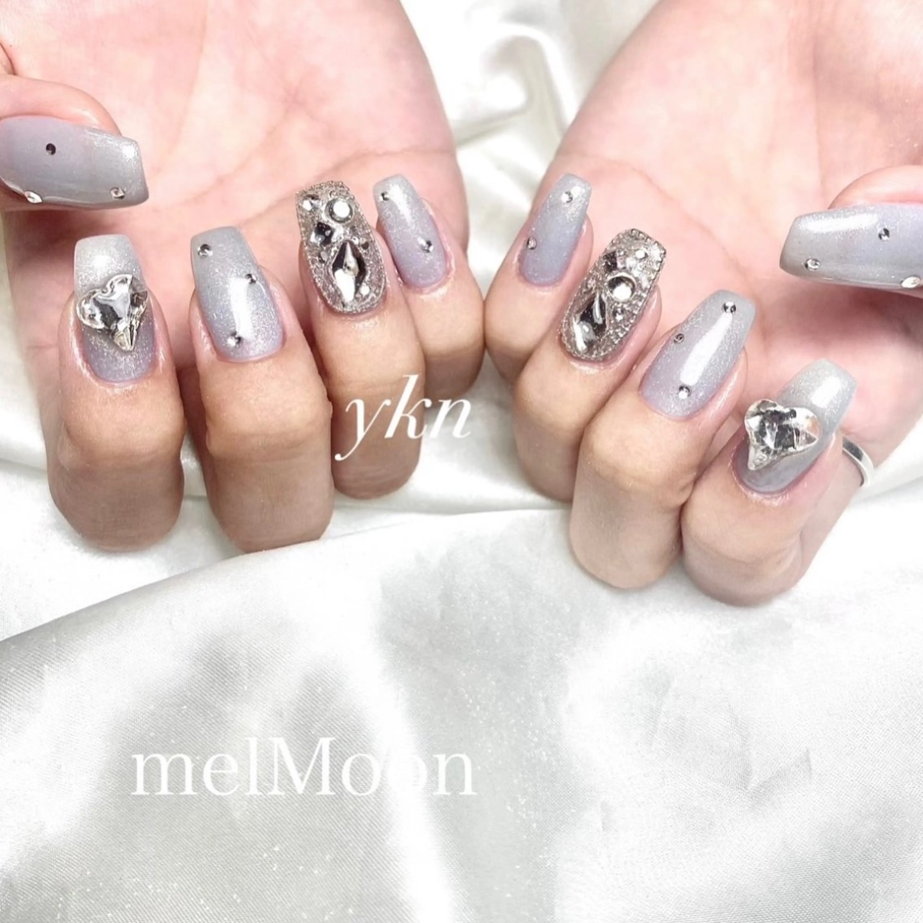 ネイル ブルー ハンドネイル melMoon .のネイルデザイン