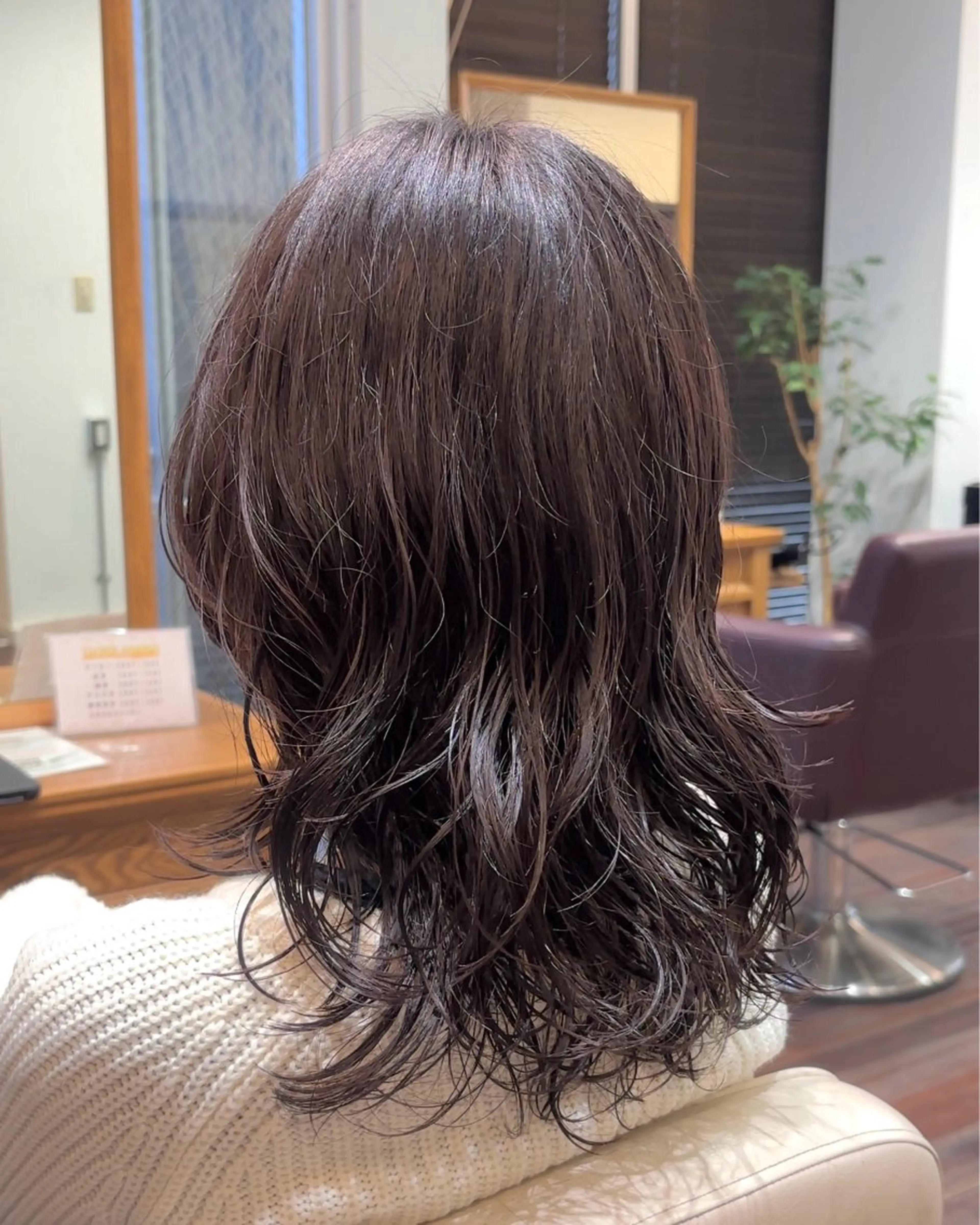セミロング パーマ セミロングパーマ ニュアンスパーマ かどた はるなのヘアスタイル