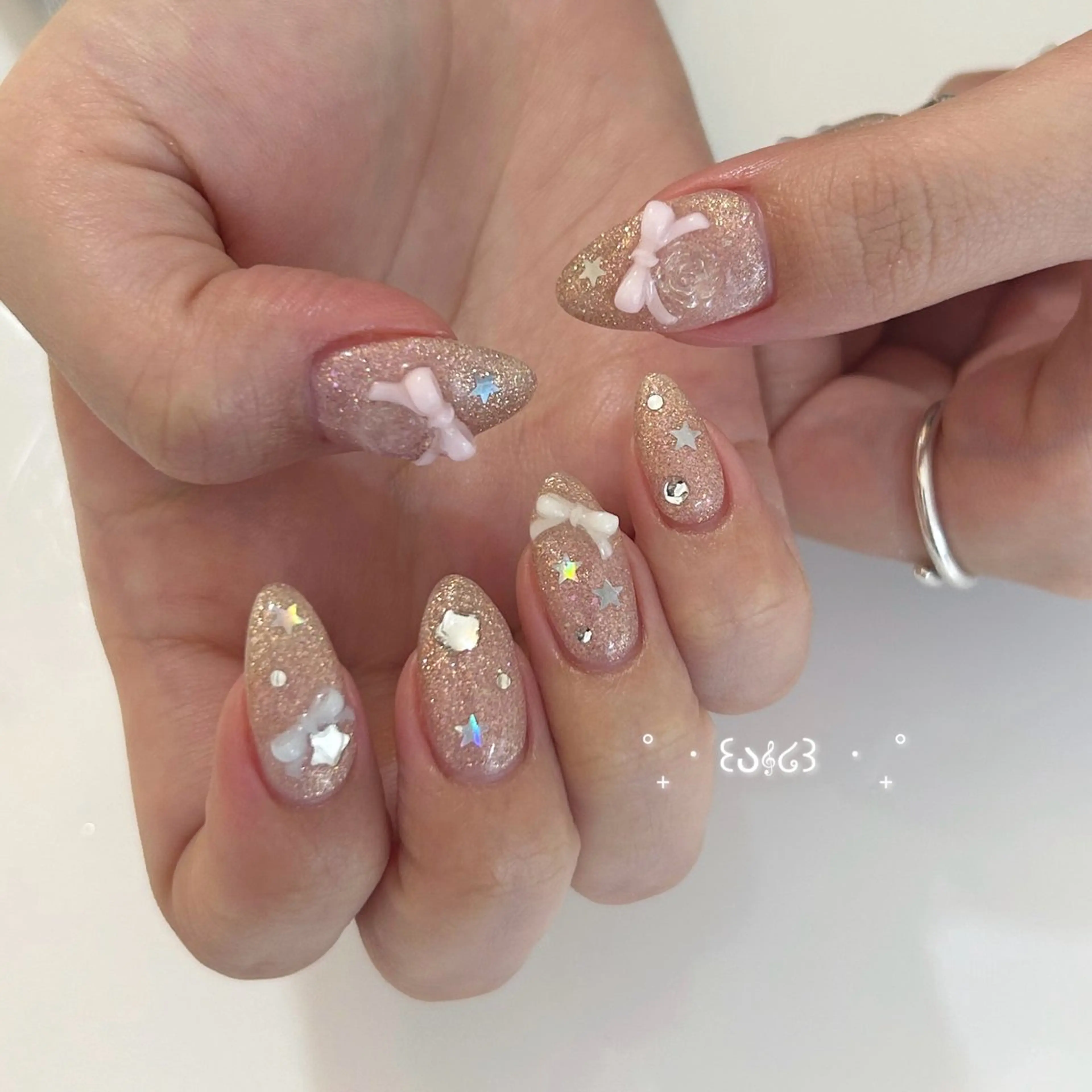 ネイル ViViA momokaのネイルデザイン