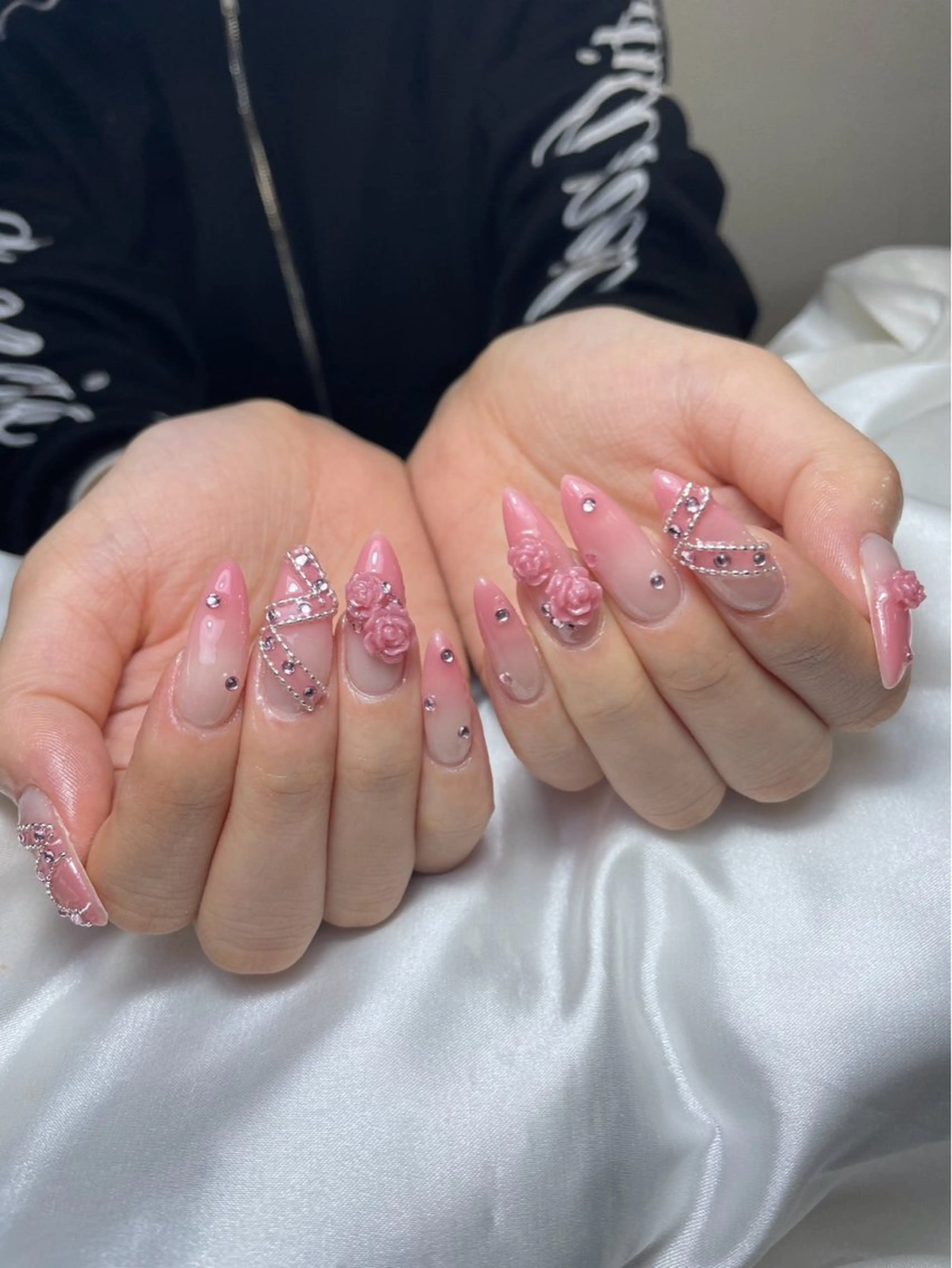 ネイル チークネイル 桜ネイル 長さ出し フットネイル ジェルネイル ハンドネイル XIINH NAIL SALONのネイルデザイン