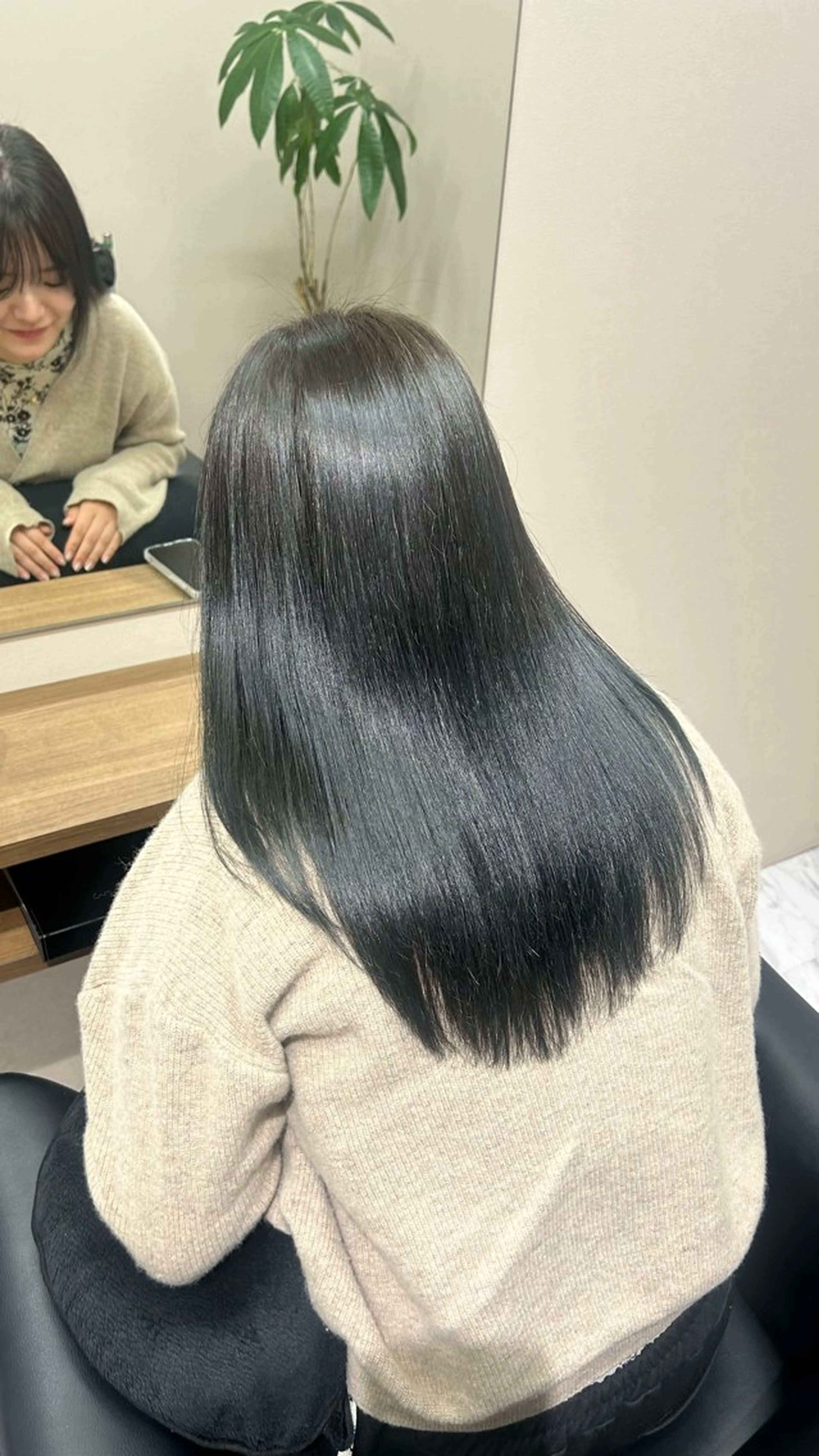 ミディアム カット ヘアカラー 骨格/顔型/伏見/ 佐藤 里菜のヘアスタイル
