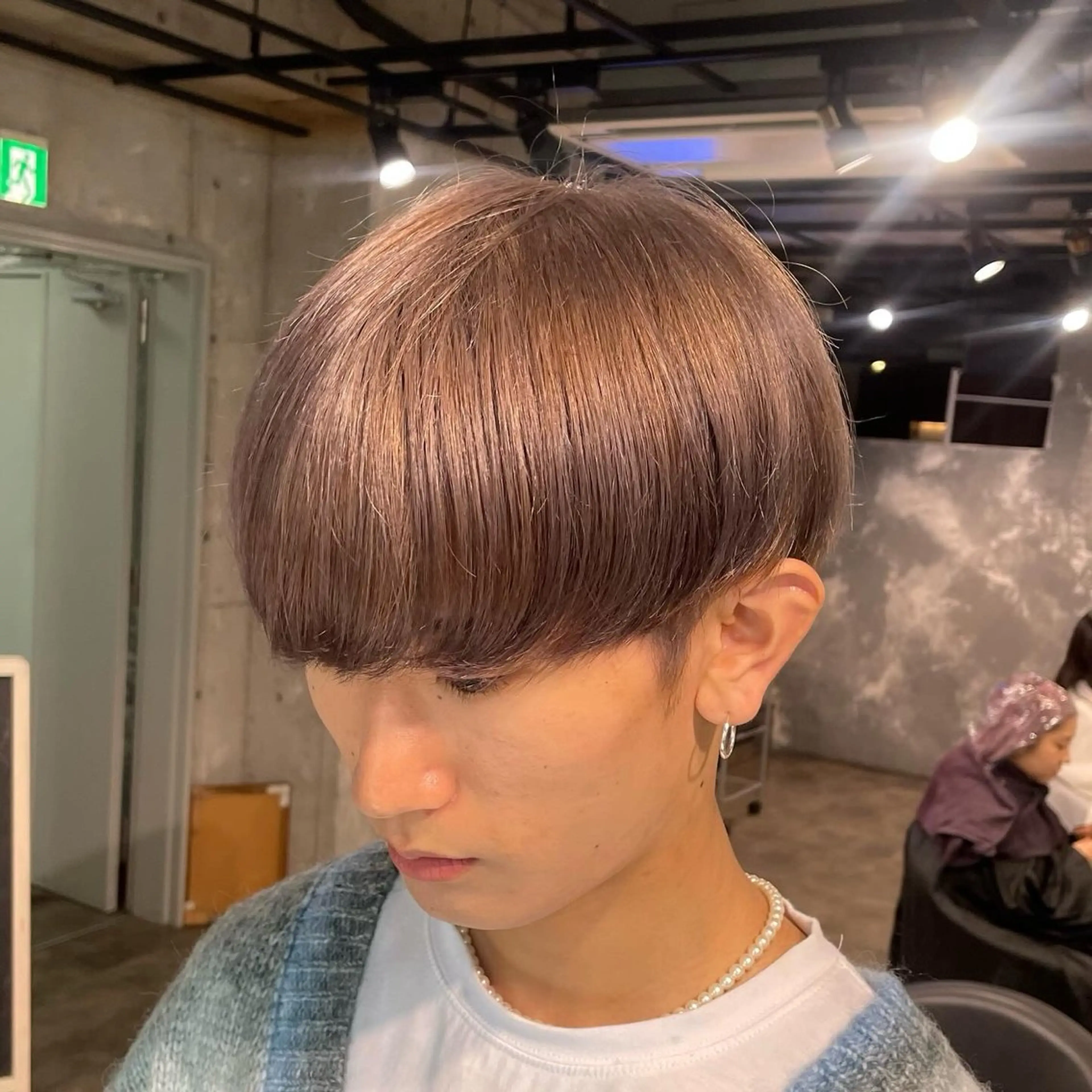 メンズ メンズハイトーン カット ヘアカラー トリートメント メンズ特化美容師 💠チナツのヘアスタイル