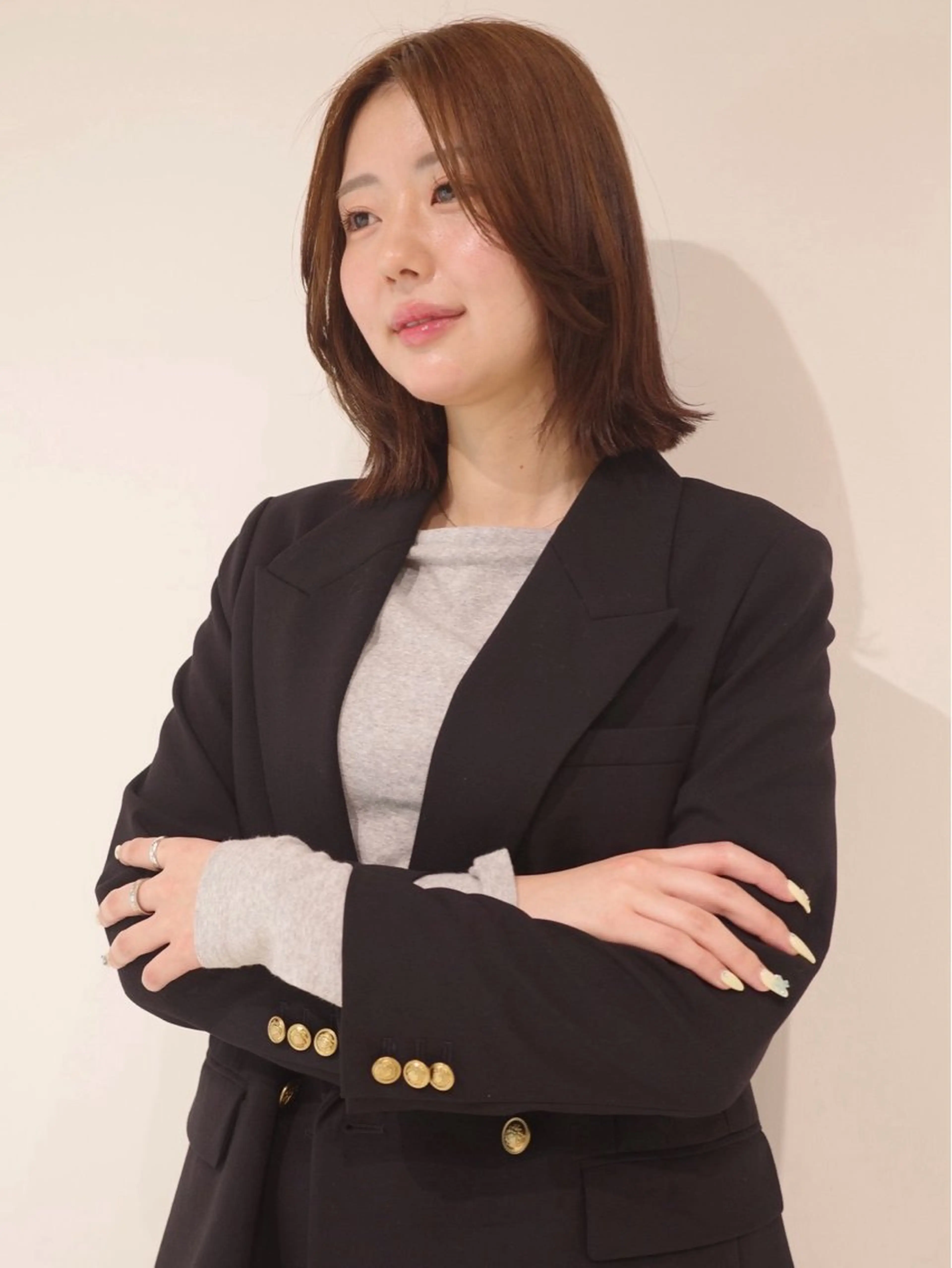 ショート カラー ブリーチ ブラウンカラー ダブルカラー ブリーチなしカラー ボブ ヘアカラー トリートメント (h)wim ウィムのヘアスタイル