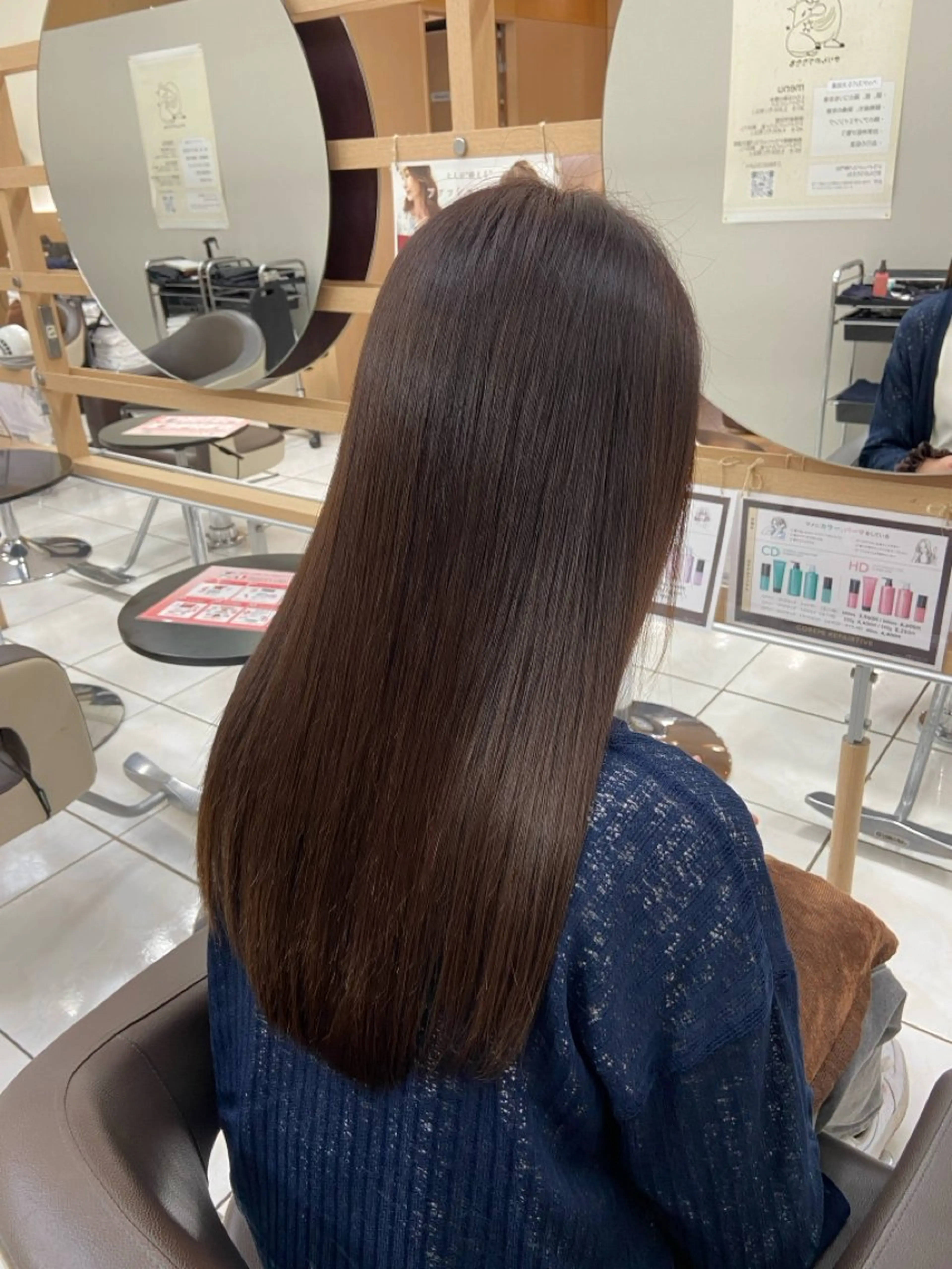 カラー Blossom 濱中のヘアスタイル