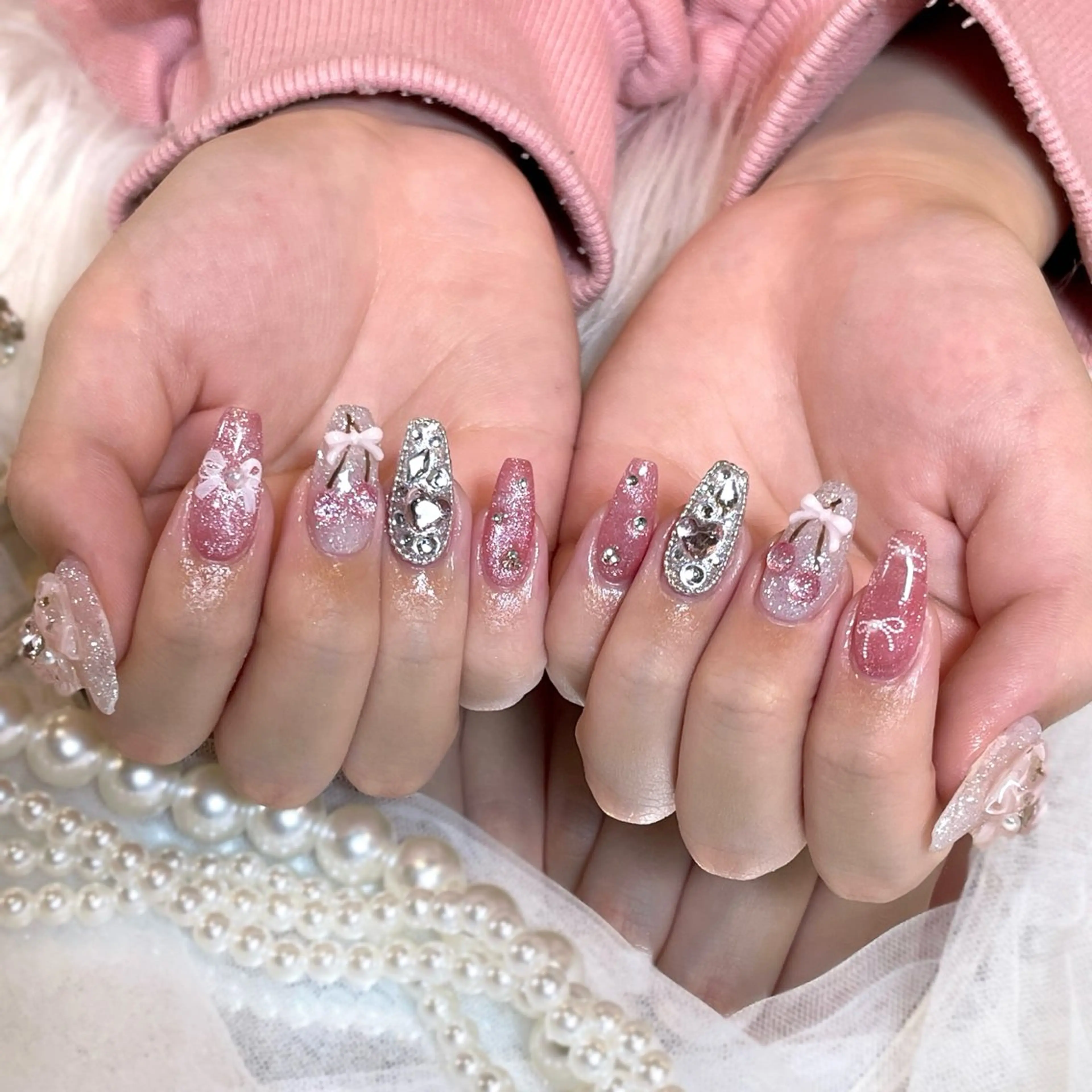 ネイル フラッシュネイル マグネットネイル 持ち込み ストーンネイル ハンドネイル yurika 🌷.*･ﾟのネイルデザイン