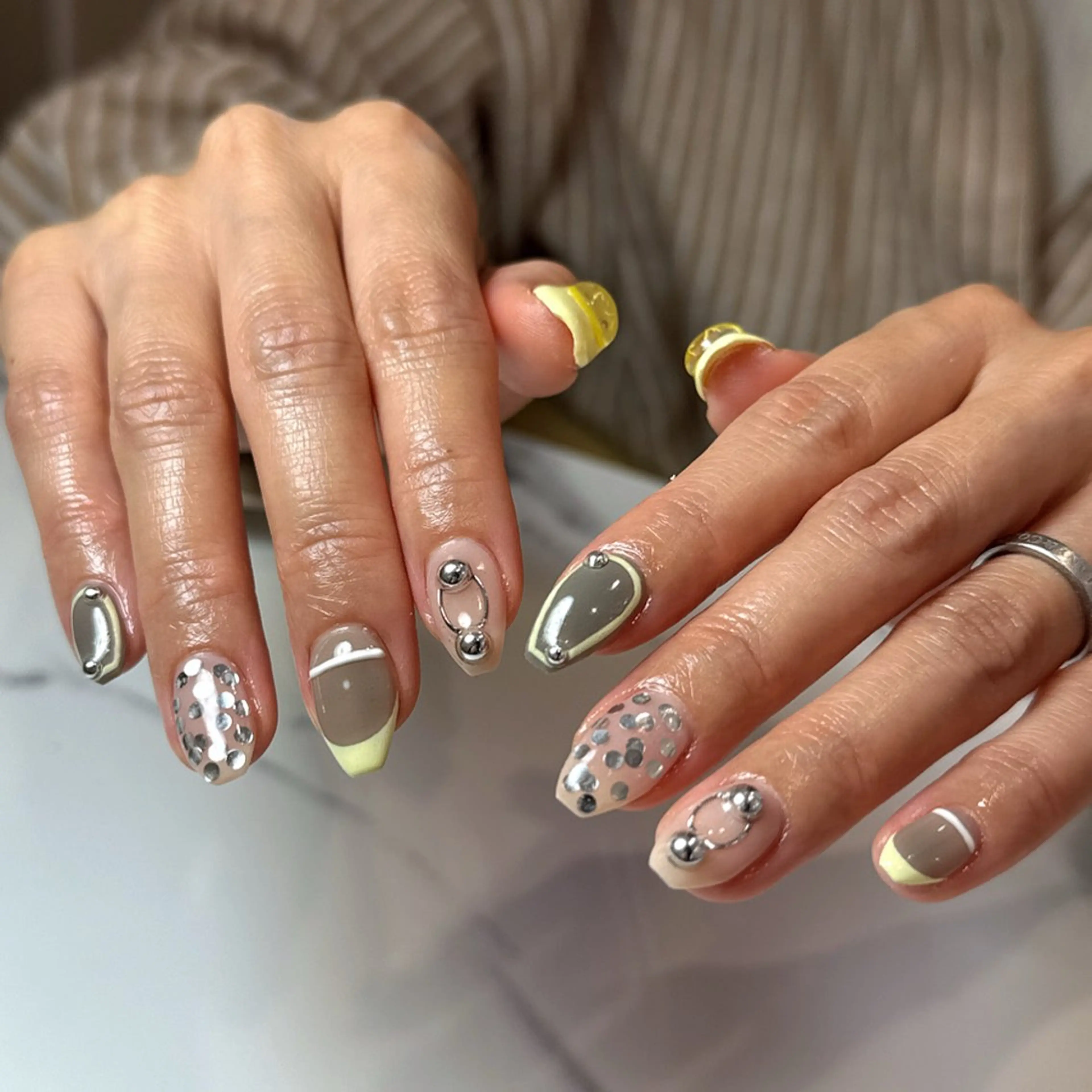 ネイル ハンドネイル OAKたまプラ MiKiのネイルデザイン