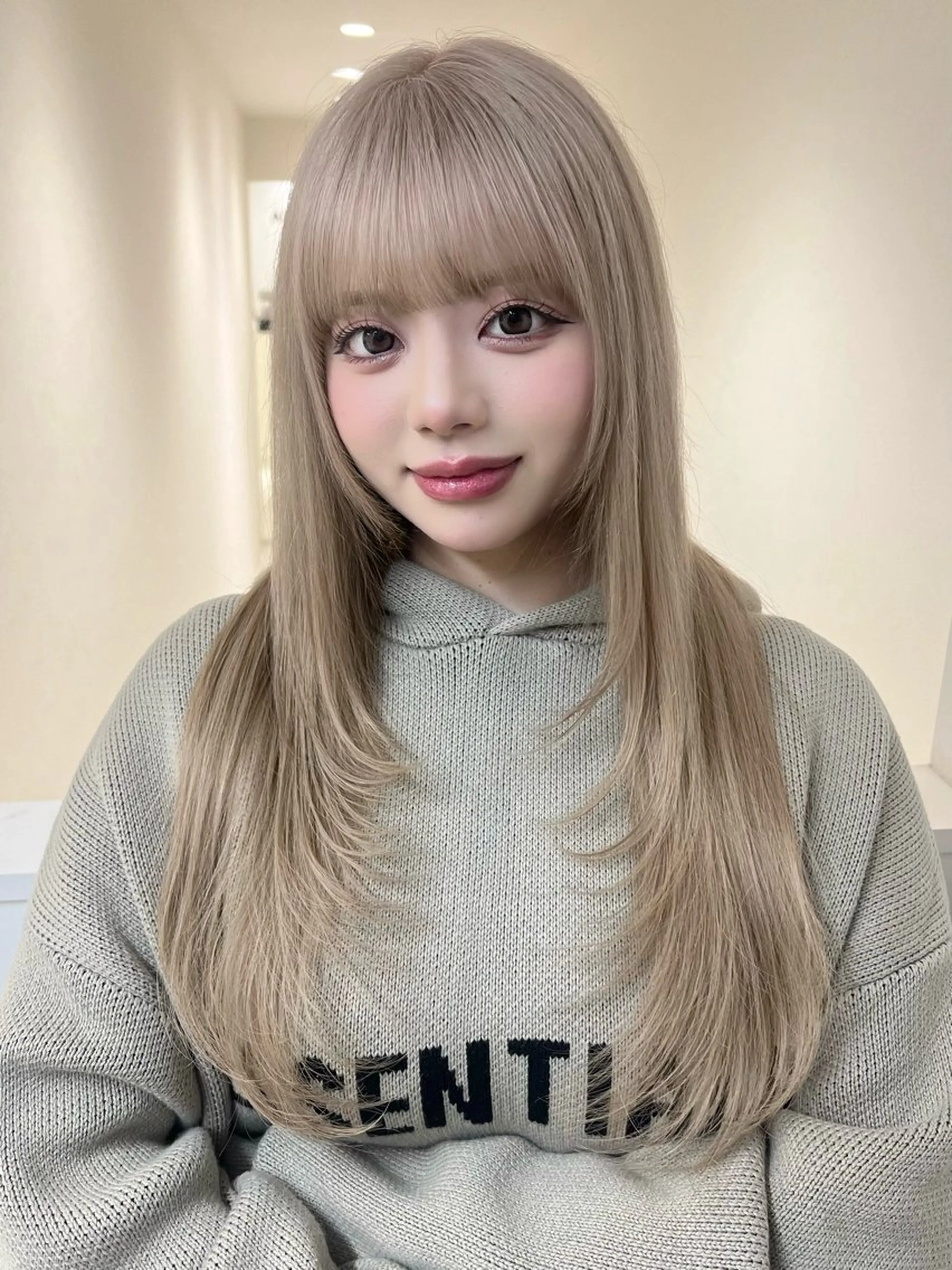 ロング リコ ハッシュカット 韓国レイヤーのヘアスタイル