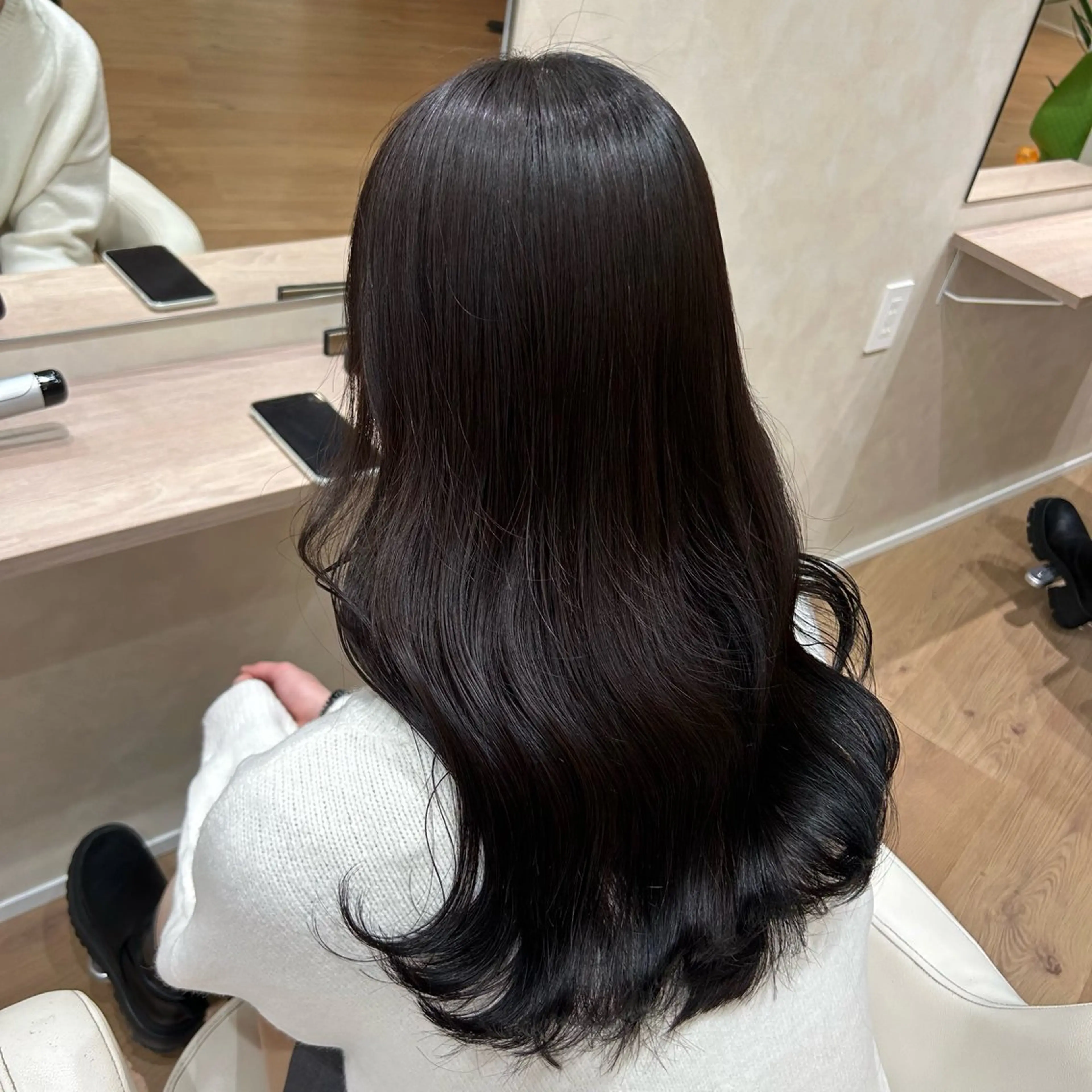 ロング カラー カット ヘアカラー トリートメント 砂野 真璃奈のヘアスタイル