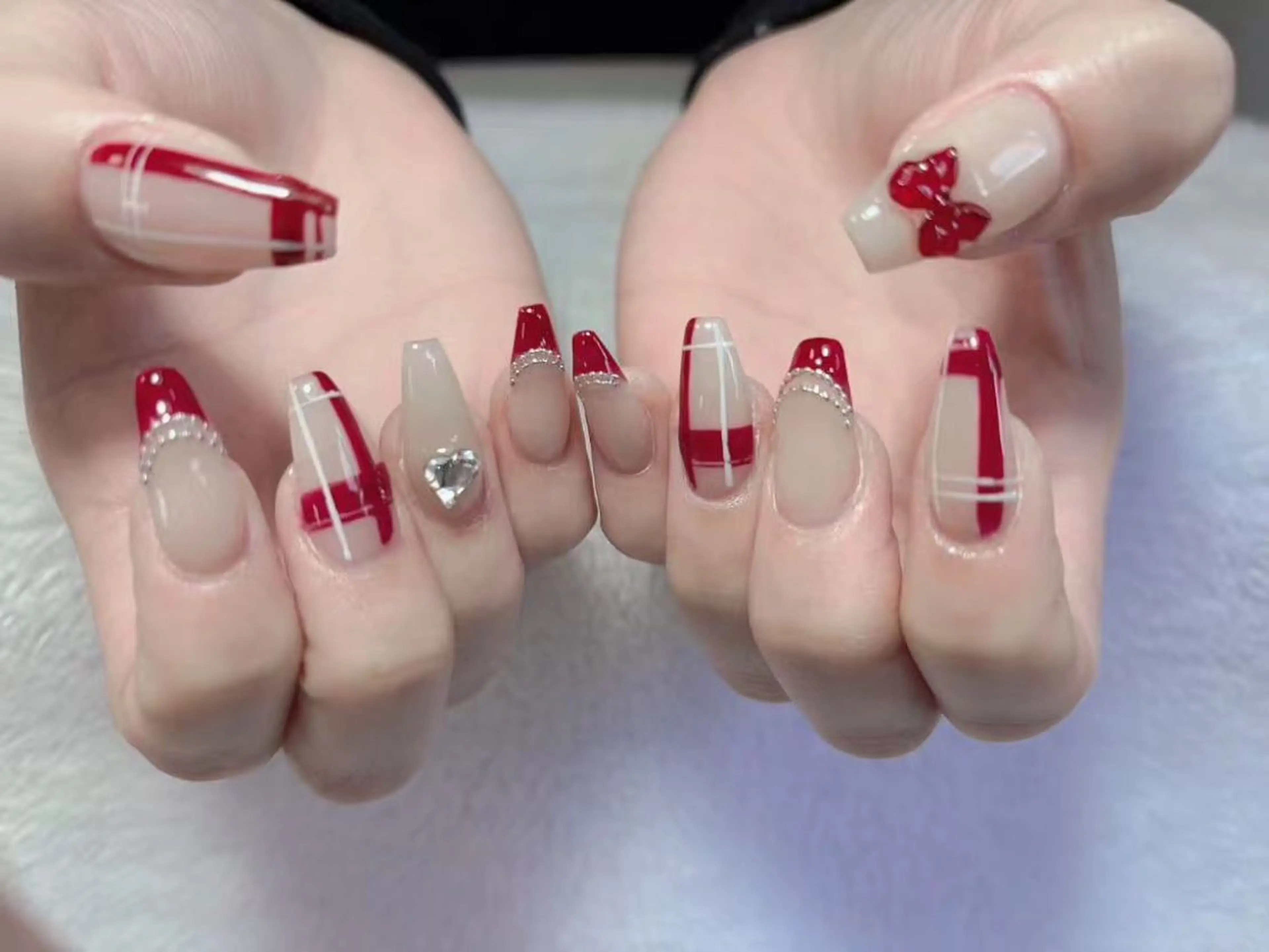 ネイル 持ち込み Amina nail salonのネイルデザイン