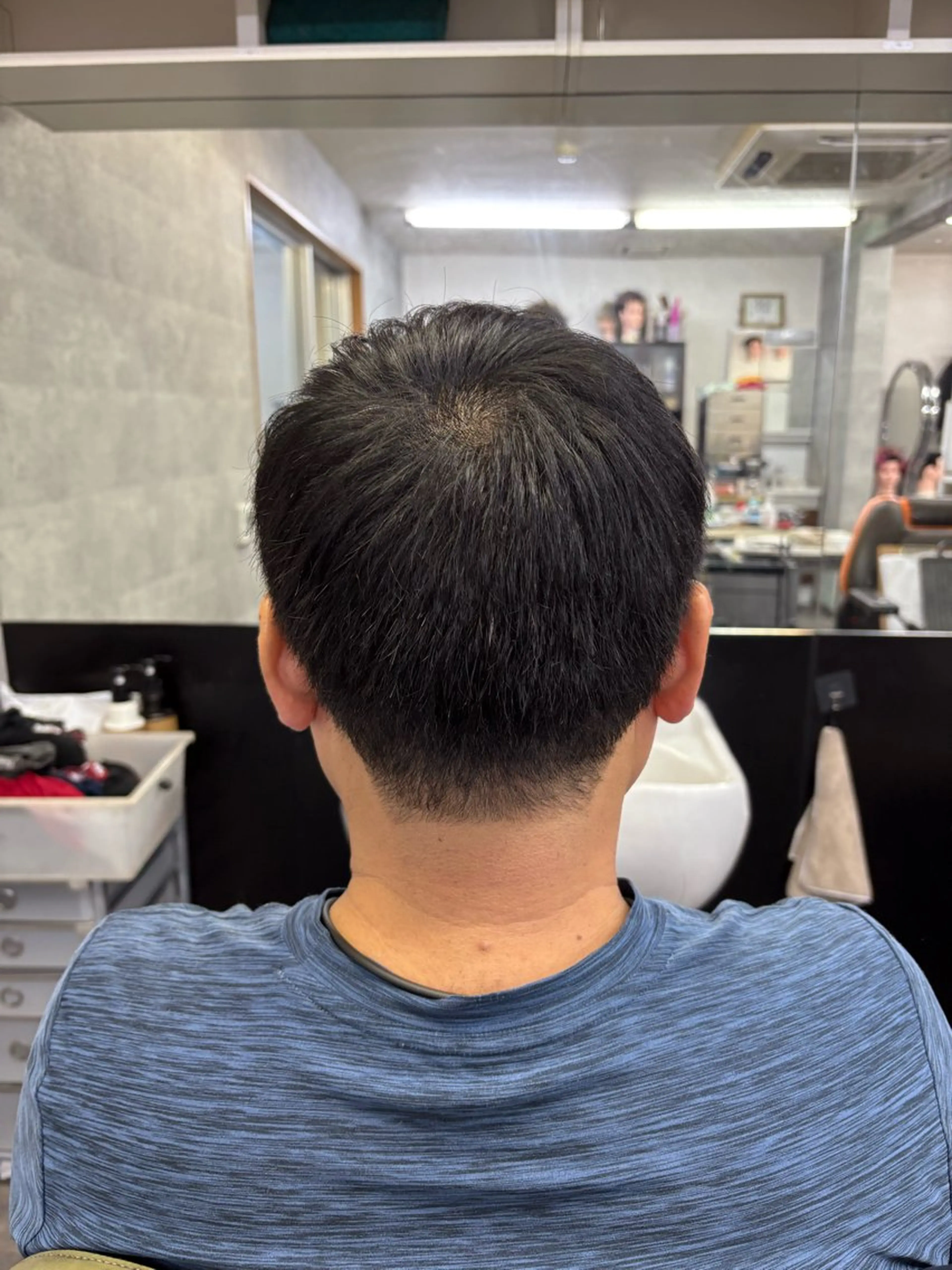 ショート メンズ 刈り上げ 松﨑 香生のヘアスタイル