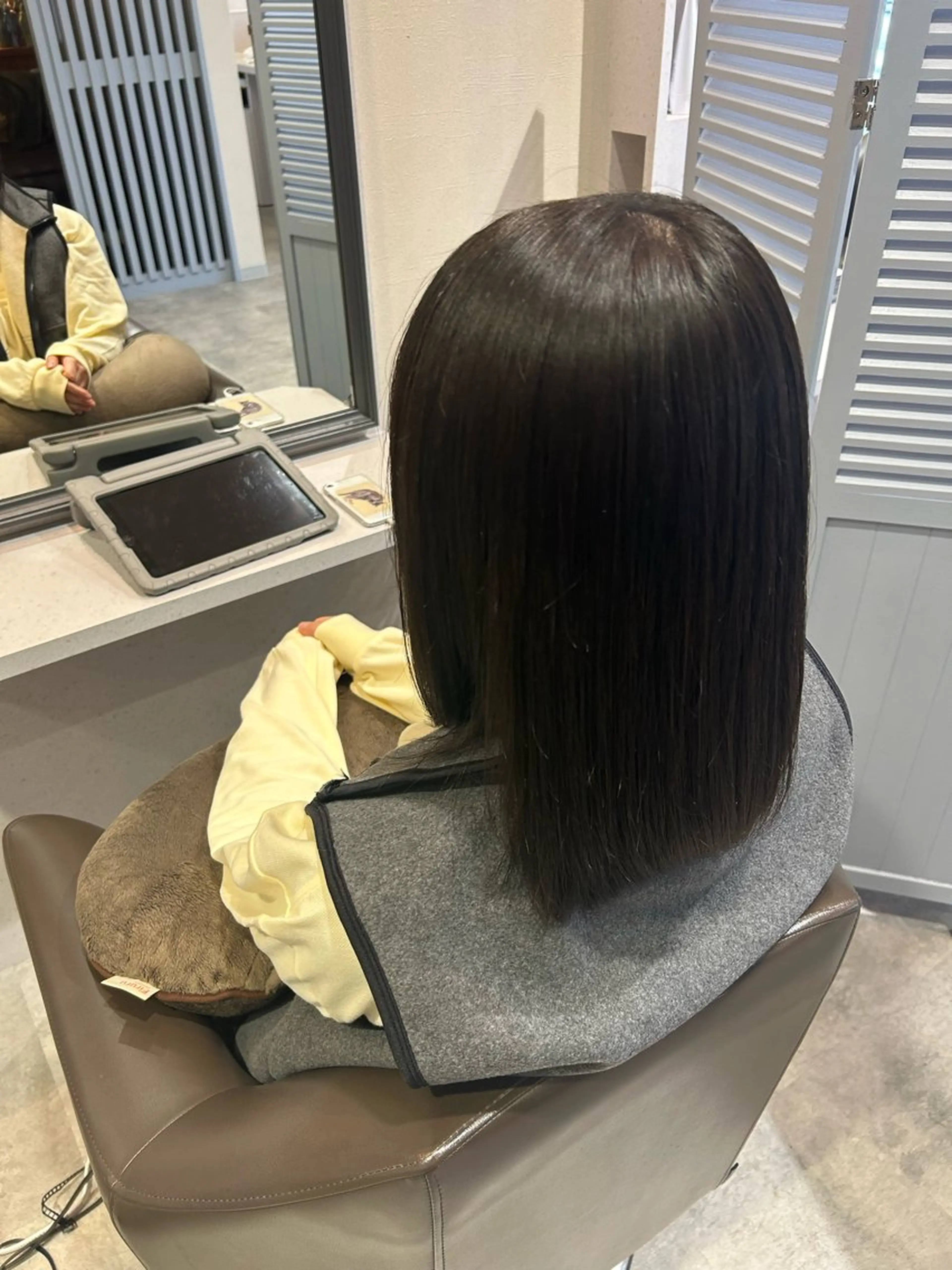 ミディアム カラー SUGAR/ソウ みたけのヘアスタイル