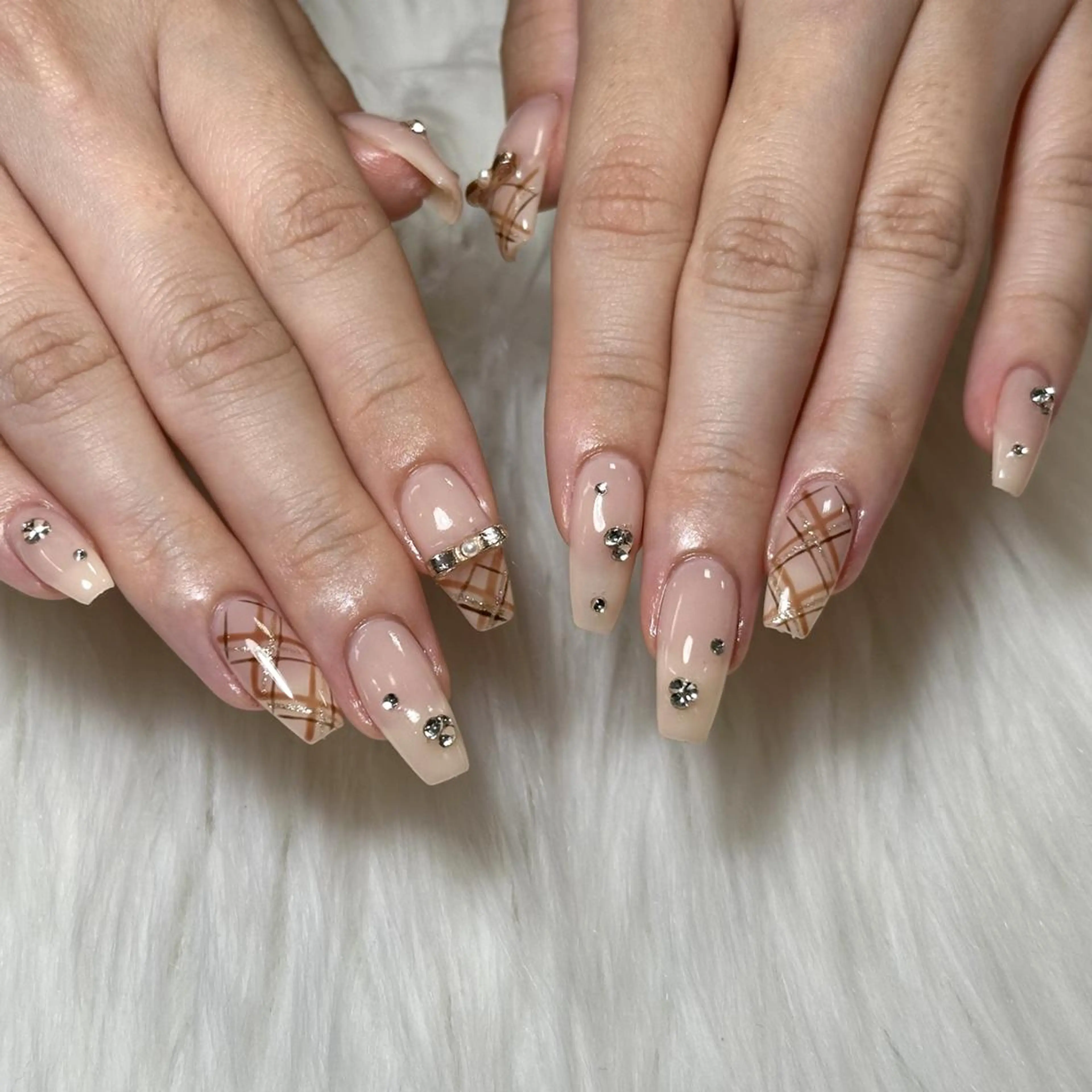 ネイル Azusa🩵 ネイル💅🏻南森町のネイルデザイン