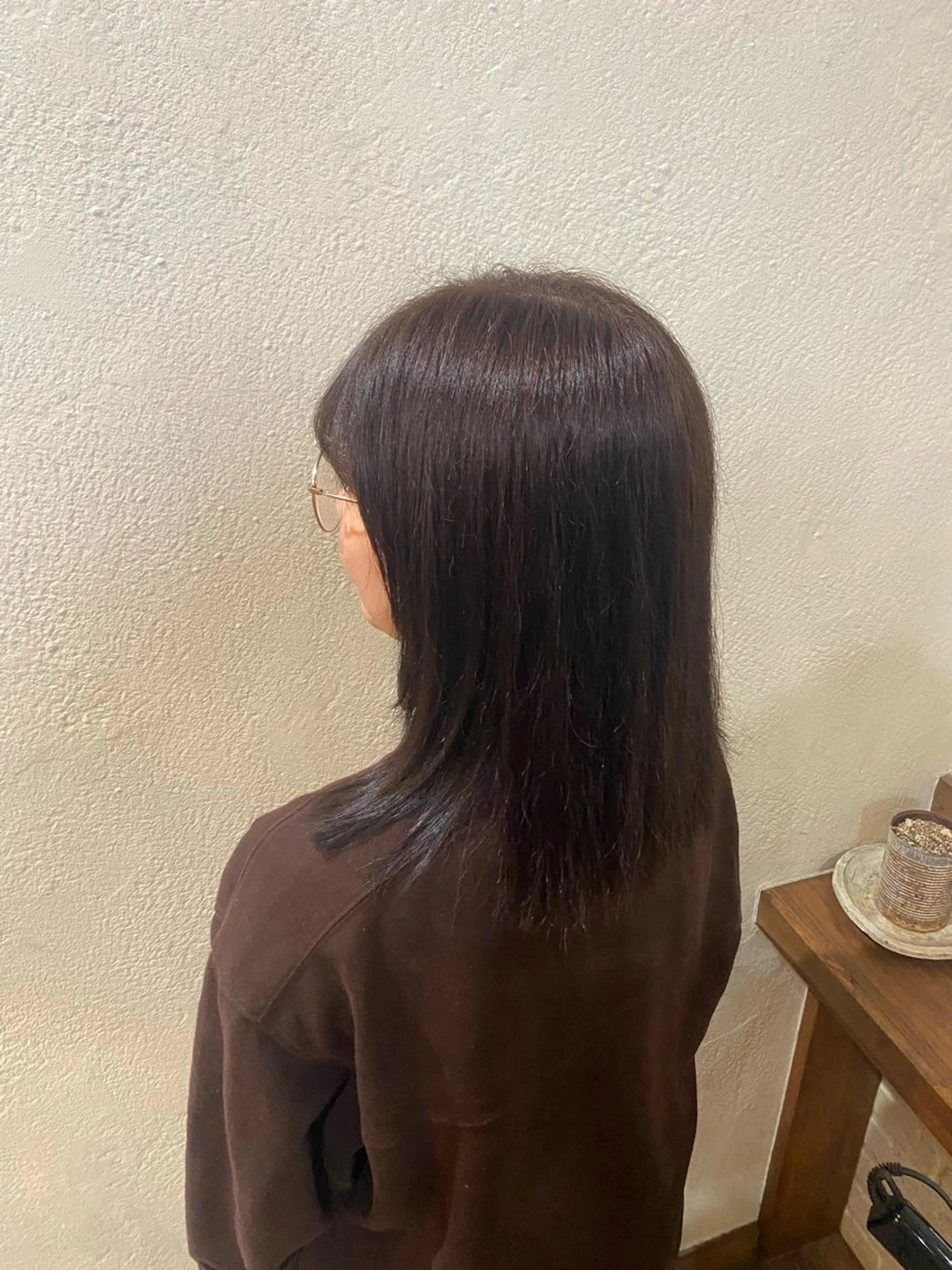 ミディアム 肥田 夕蘭のヘアスタイル