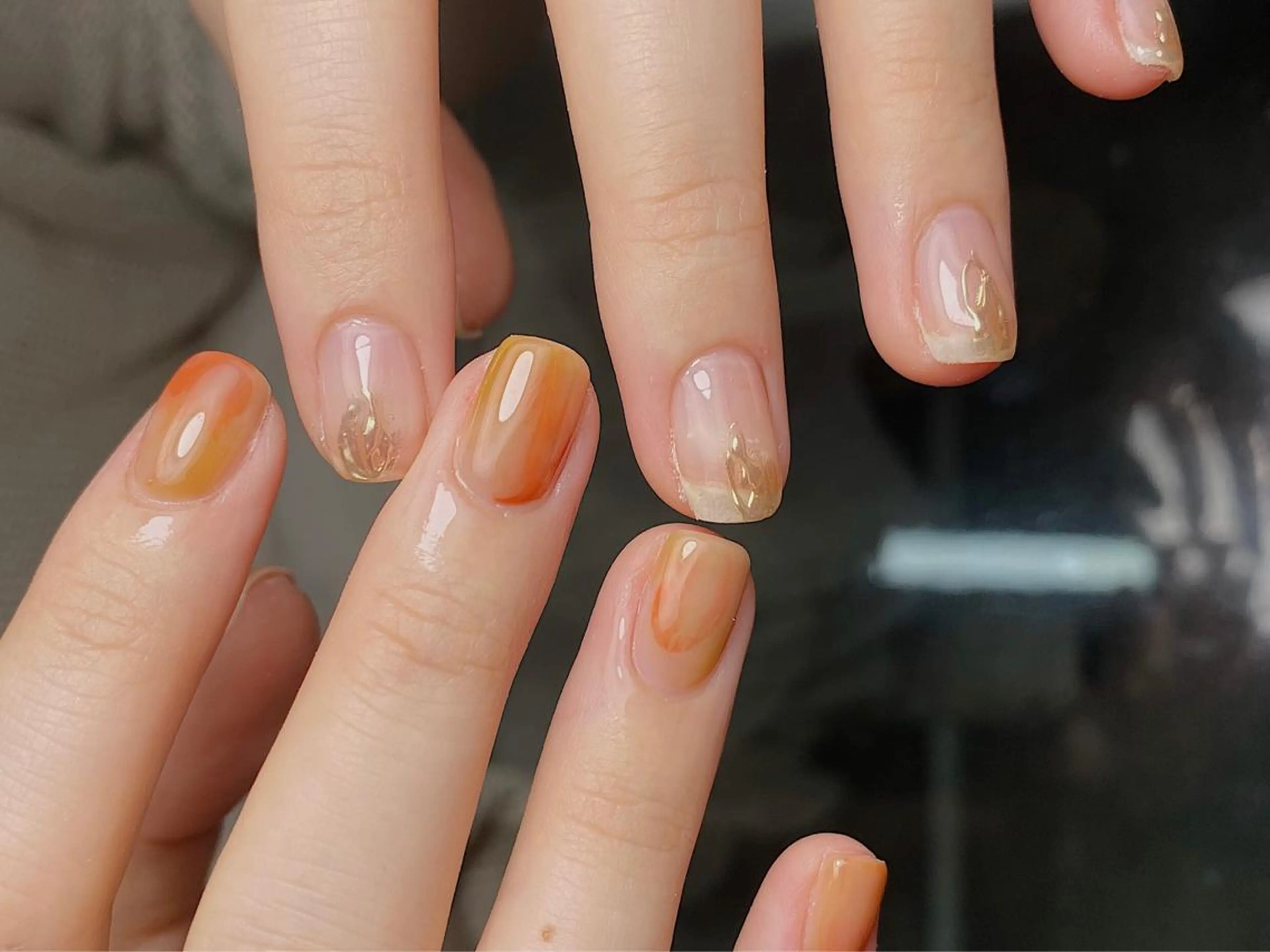 ネイル ニュアンスネイル シンプルネイル ハンドネイル フットネイル GRANDE大須 栄/店長 aki🌙のネイルデザイン