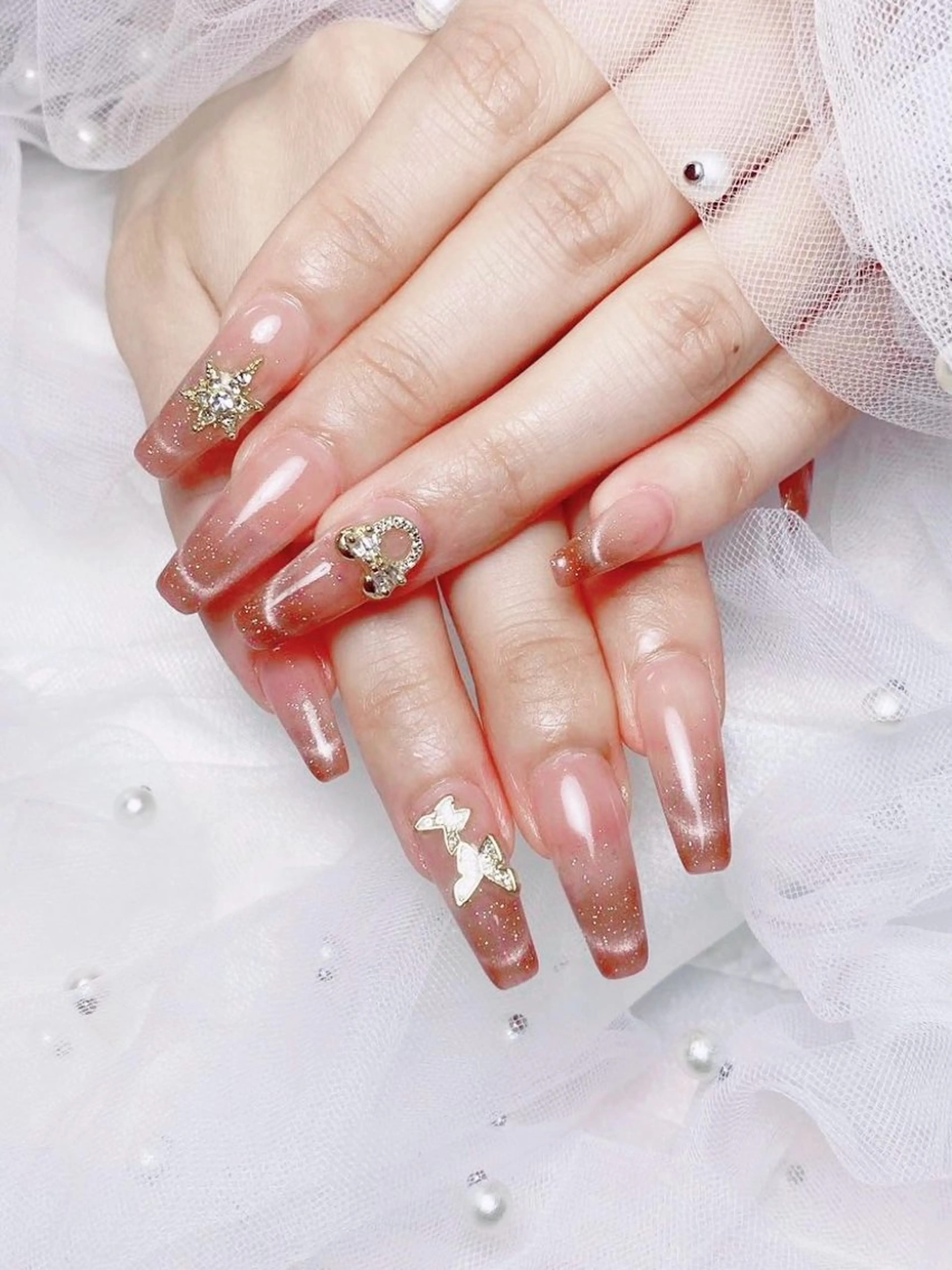 ネイル フレンチネイル ジェルネイル ハート 韓国ネイル マグネットネイル ハンドネイル ネイルサロン lotusのネイルデザイン