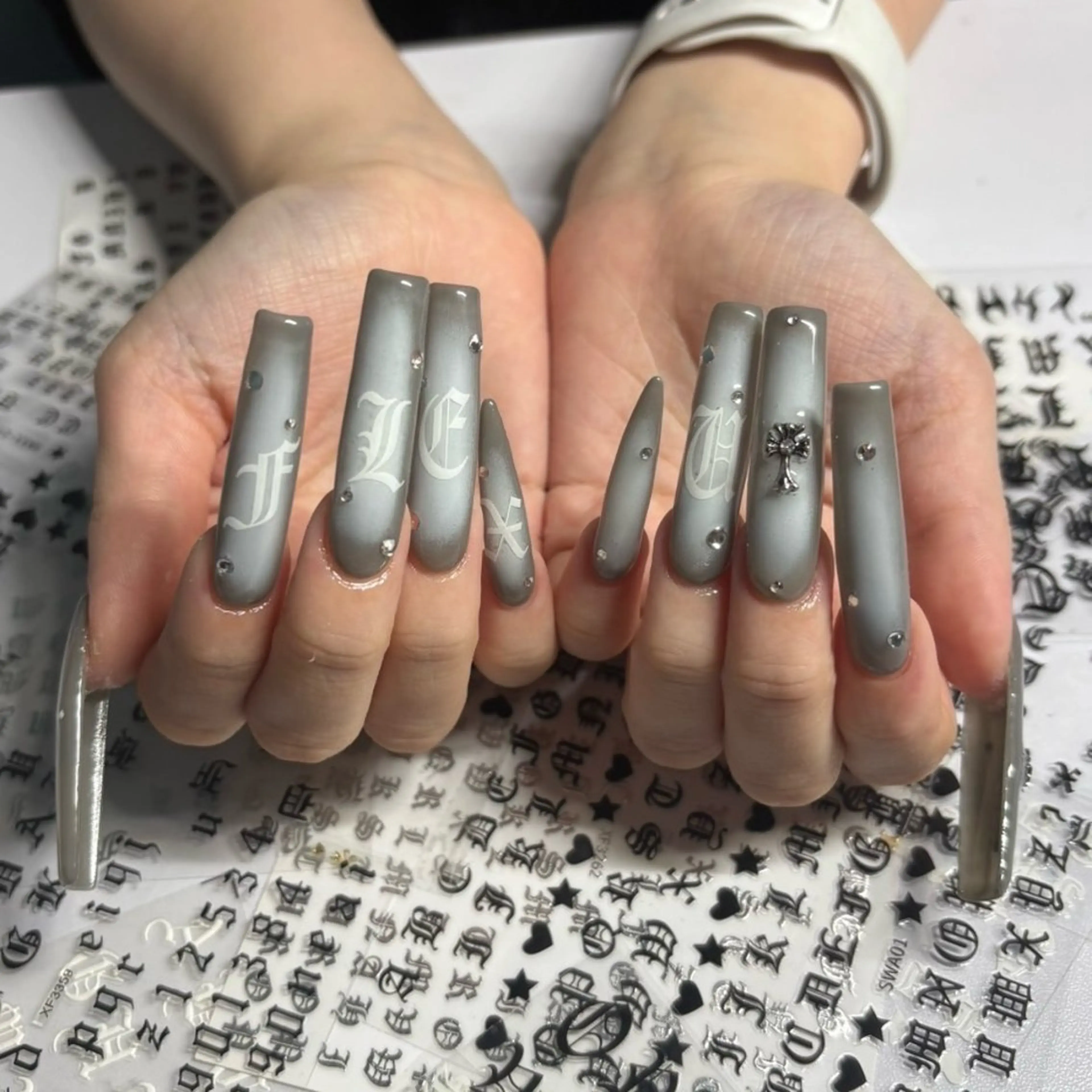 ネイル ロングネイル スクエアネイル ネイルチップ ハンドネイル IROHA NAIL Kurumi🪽🫧のネイルデザイン