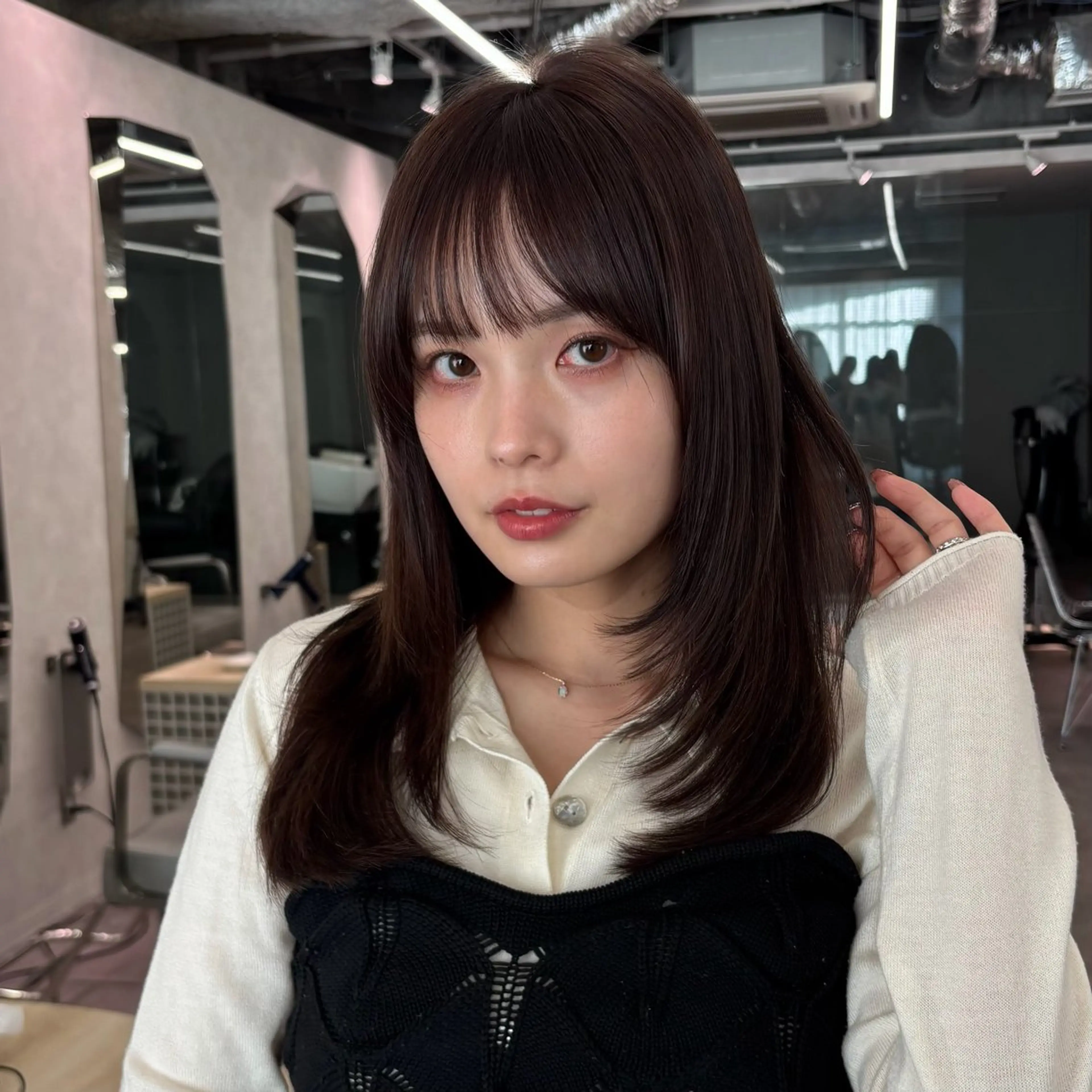 ミディアム 無料CUT 募集中🩷/横浜のヘアスタイル